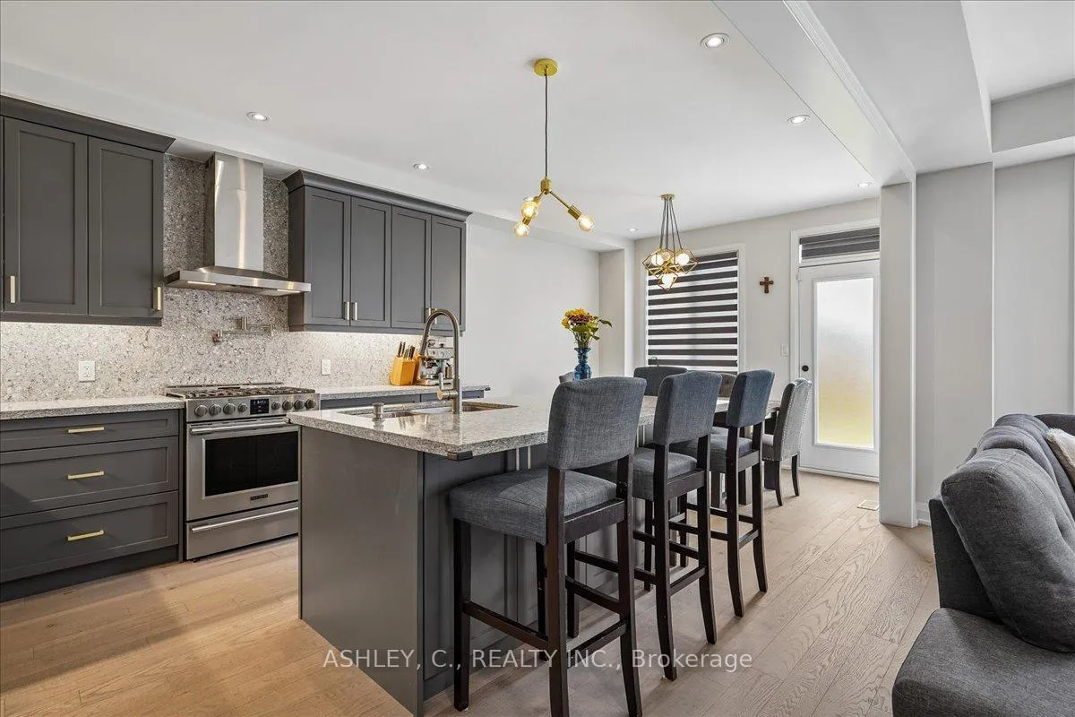 Photo 10 of 14 Trellanock Road, Brampton, Bram West — HOMEH
