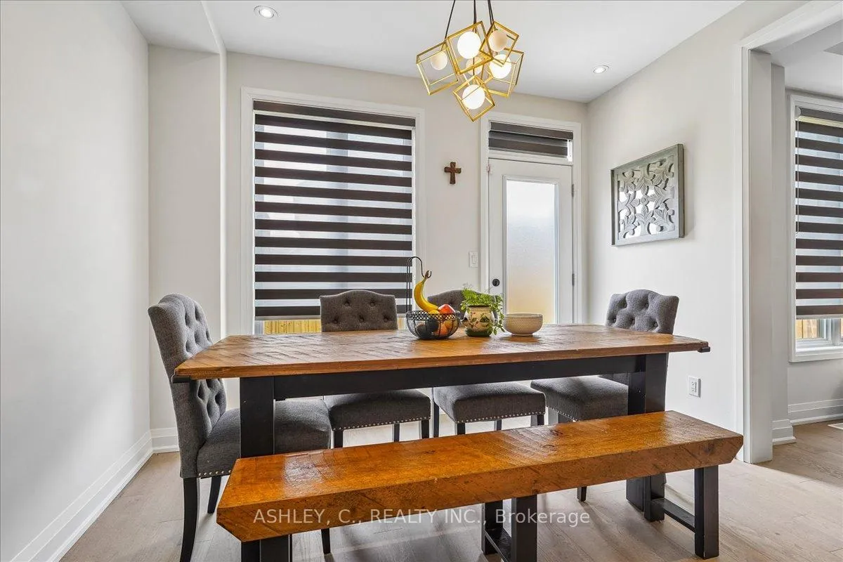 Photo 16 of 14 Trellanock Road, Brampton, Bram West — HOMEH