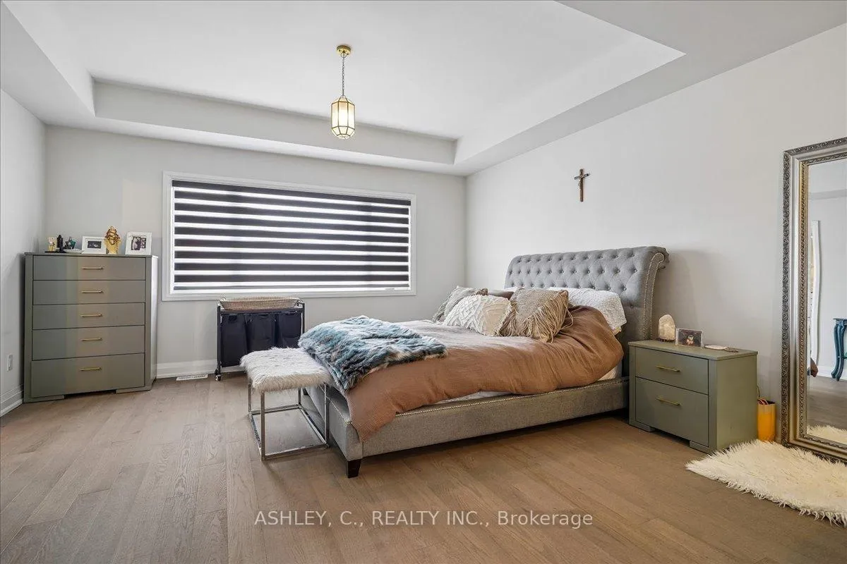 Photo 21 of 14 Trellanock Road, Brampton, Bram West — HOMEH