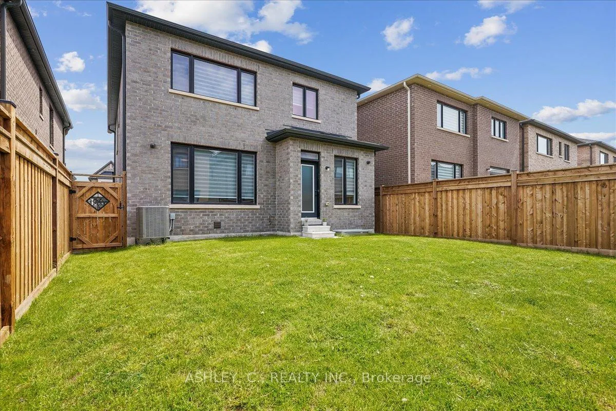 Photo 37 of 14 Trellanock Road, Brampton, Bram West — HOMEH
