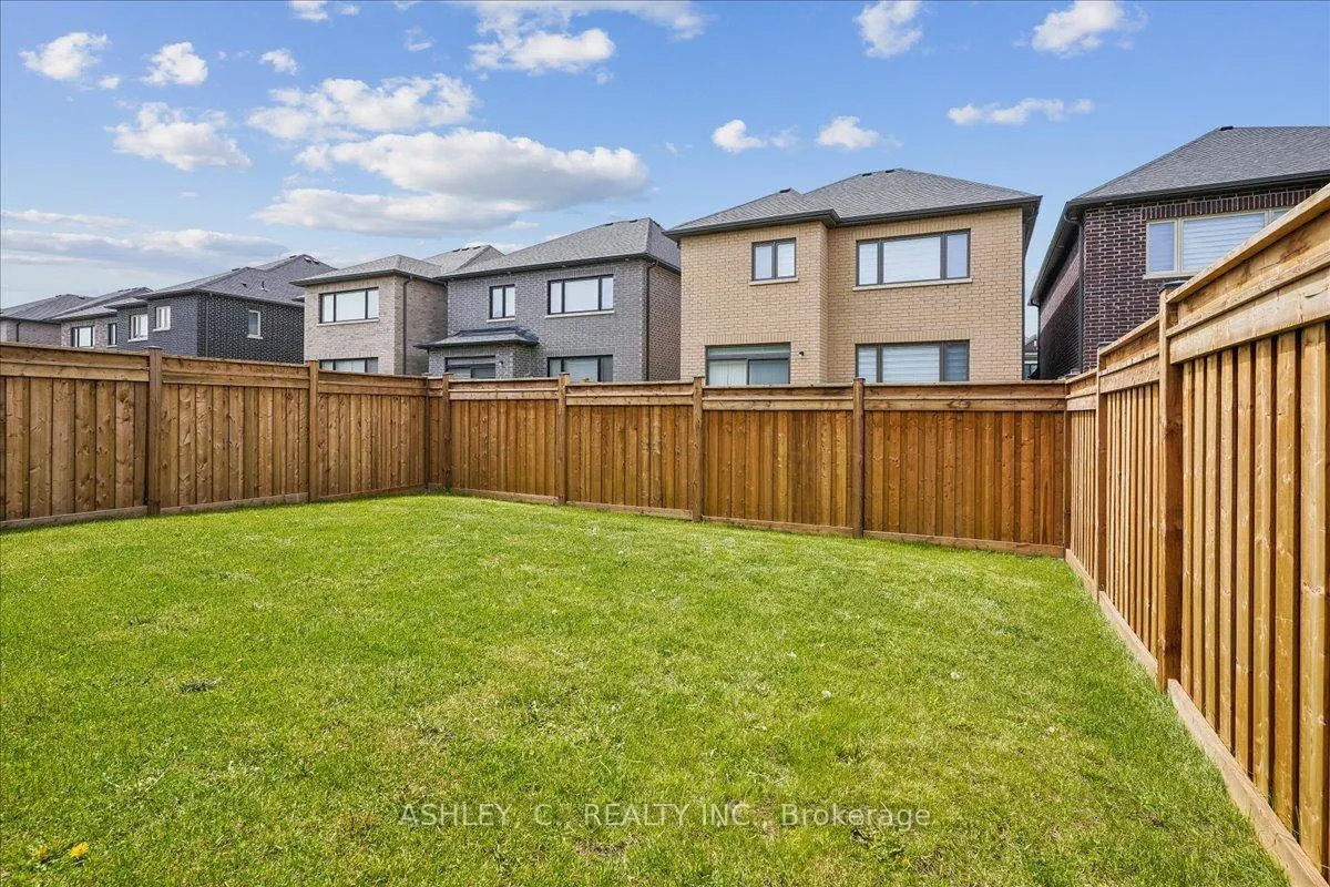 Photo 38 of 14 Trellanock Road, Brampton, Bram West — HOMEH