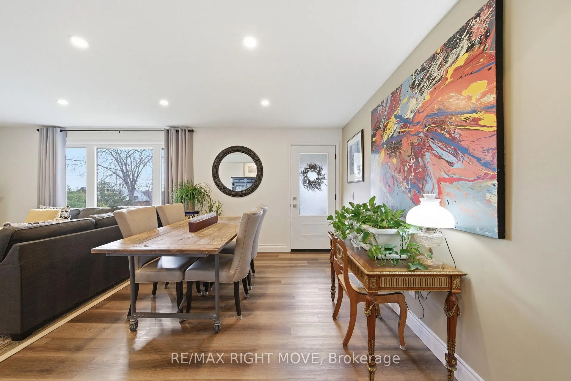 Photo 2 of 84 Brant Street W, Orillia — HOMEH