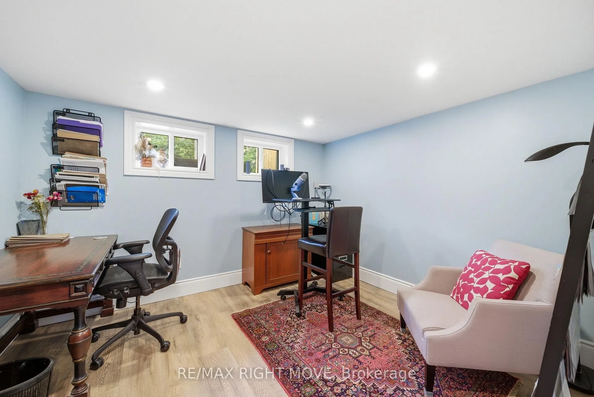 Photo 27 of 84 Brant Street W, Orillia — HOMEH
