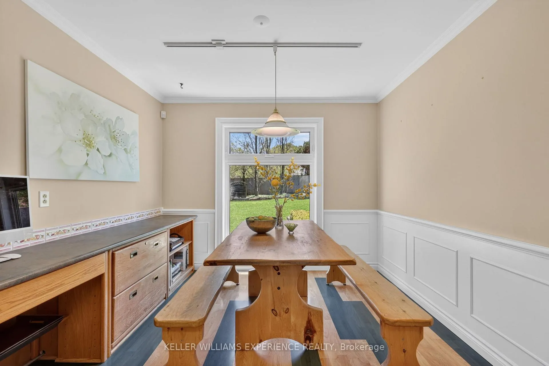 Photo 18 of 76 Royal Oak Drive, Barrie, South Shore — HOMEH