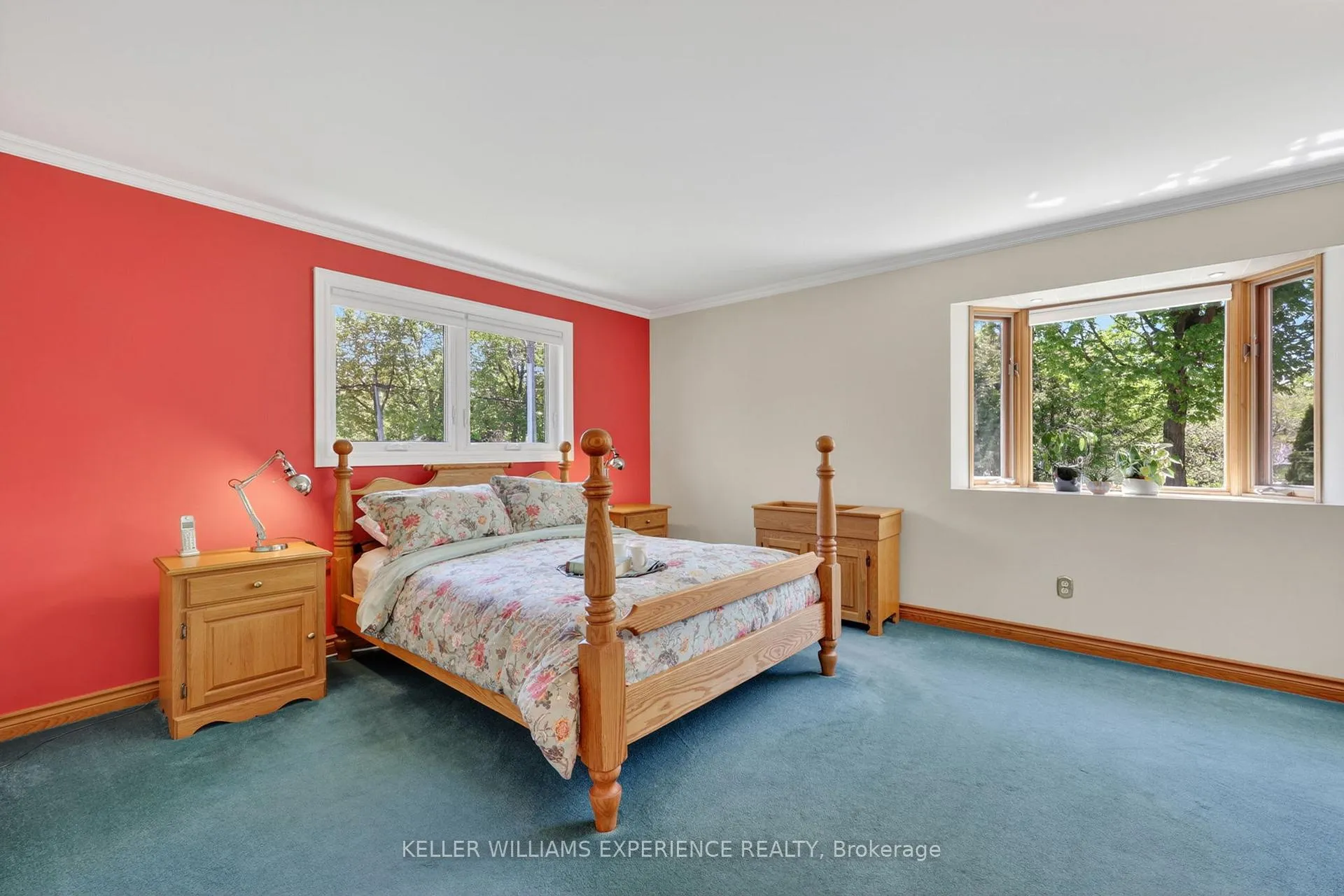 Photo 25 of 76 Royal Oak Drive, Barrie, South Shore — HOMEH