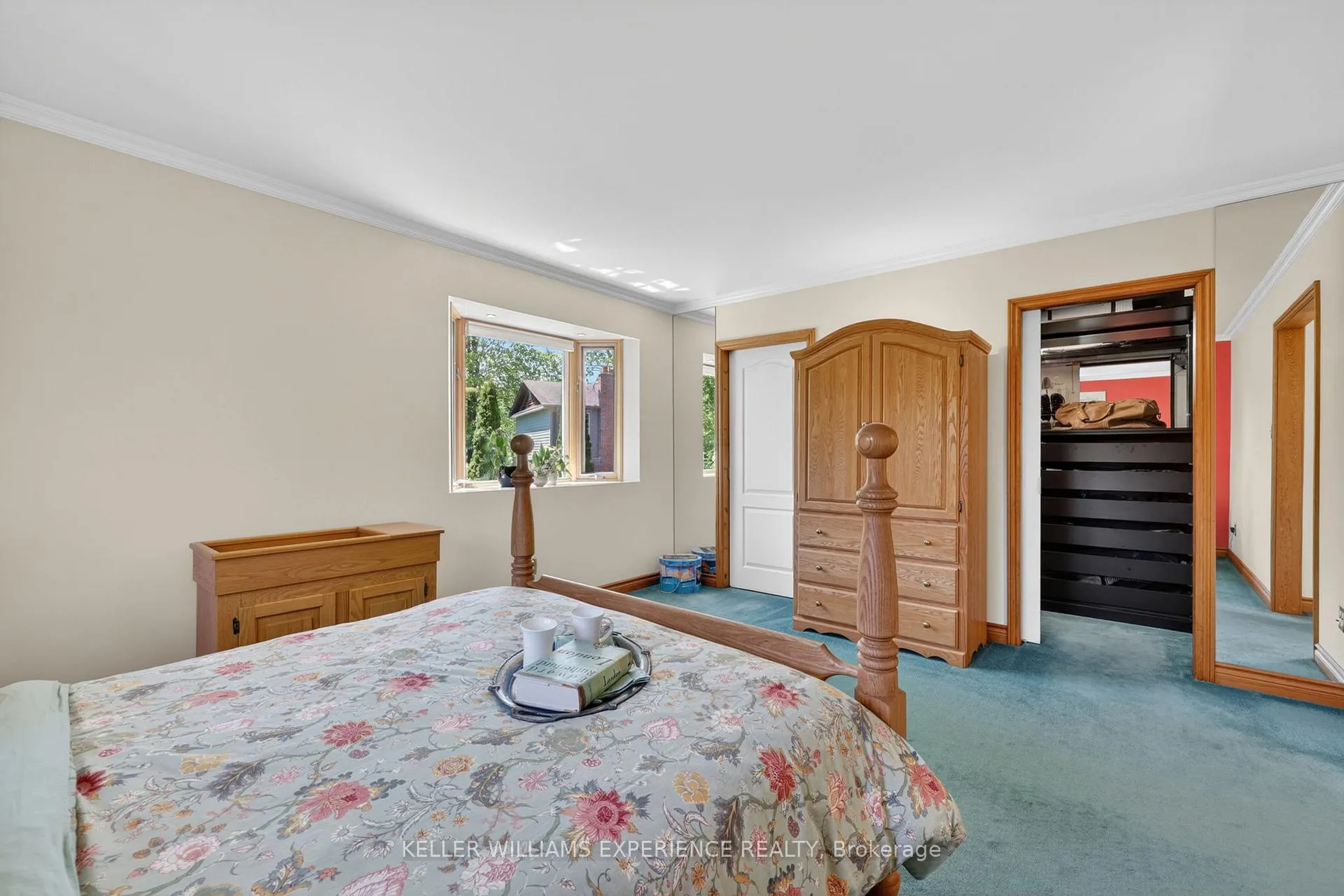 Photo 26 of 76 Royal Oak Drive, Barrie, South Shore — HOMEH