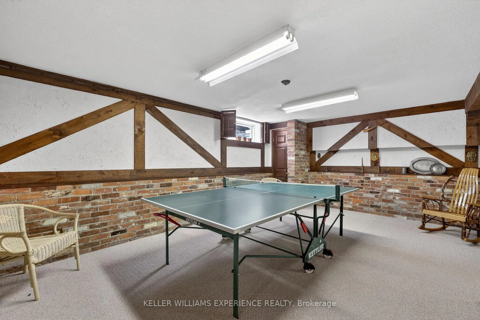Photo 37 of 76 Royal Oak Drive, Barrie, South Shore — HOMEH