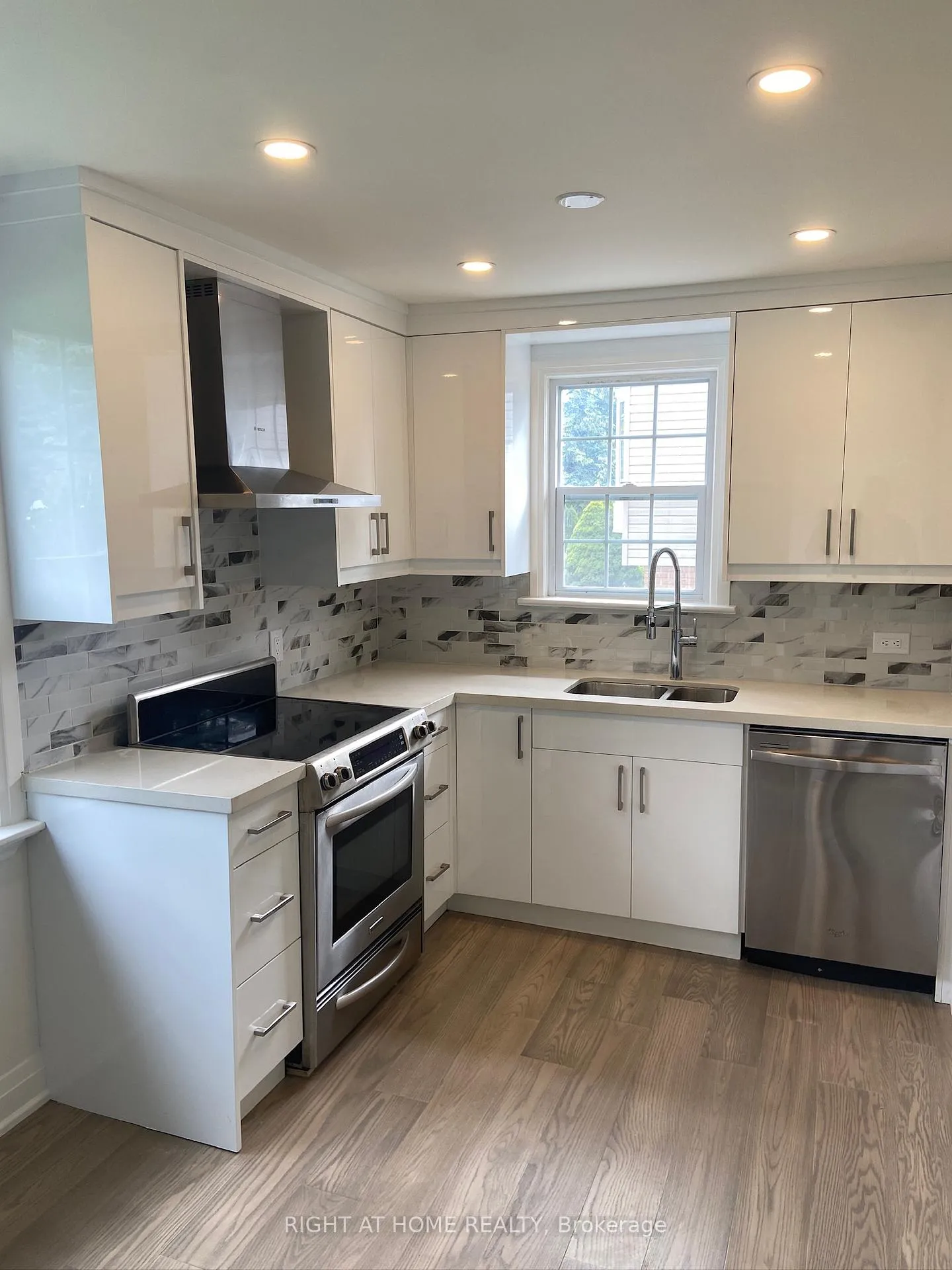Photo 4 of 267 Rayners Road, Georgina, Keswick North — HOMEH