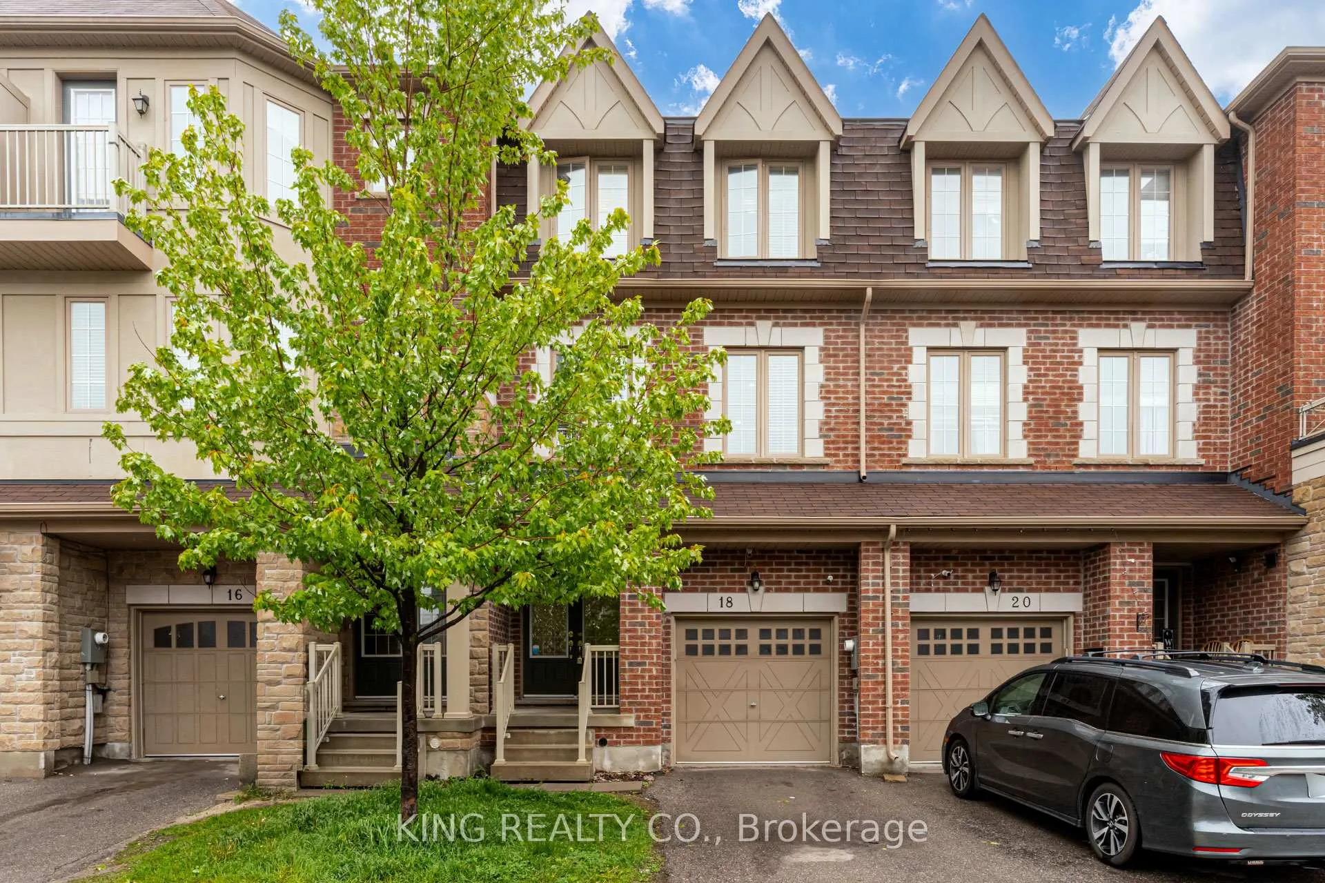 Photo 1 of 18 Tollgate Street, Brampton, Heart Lake — HOMEH