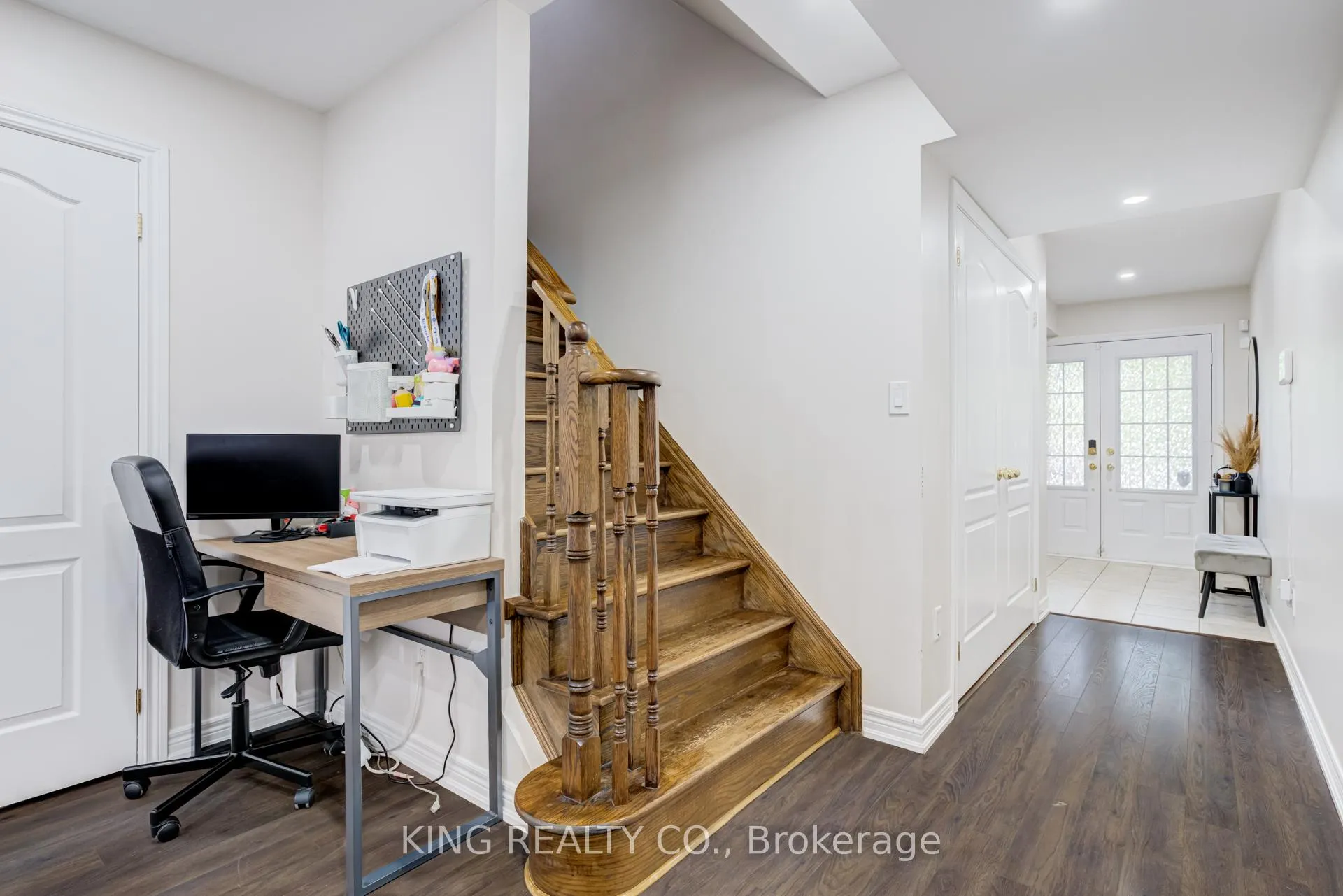 Photo 12 of 18 Tollgate Street, Brampton, Heart Lake — HOMEH