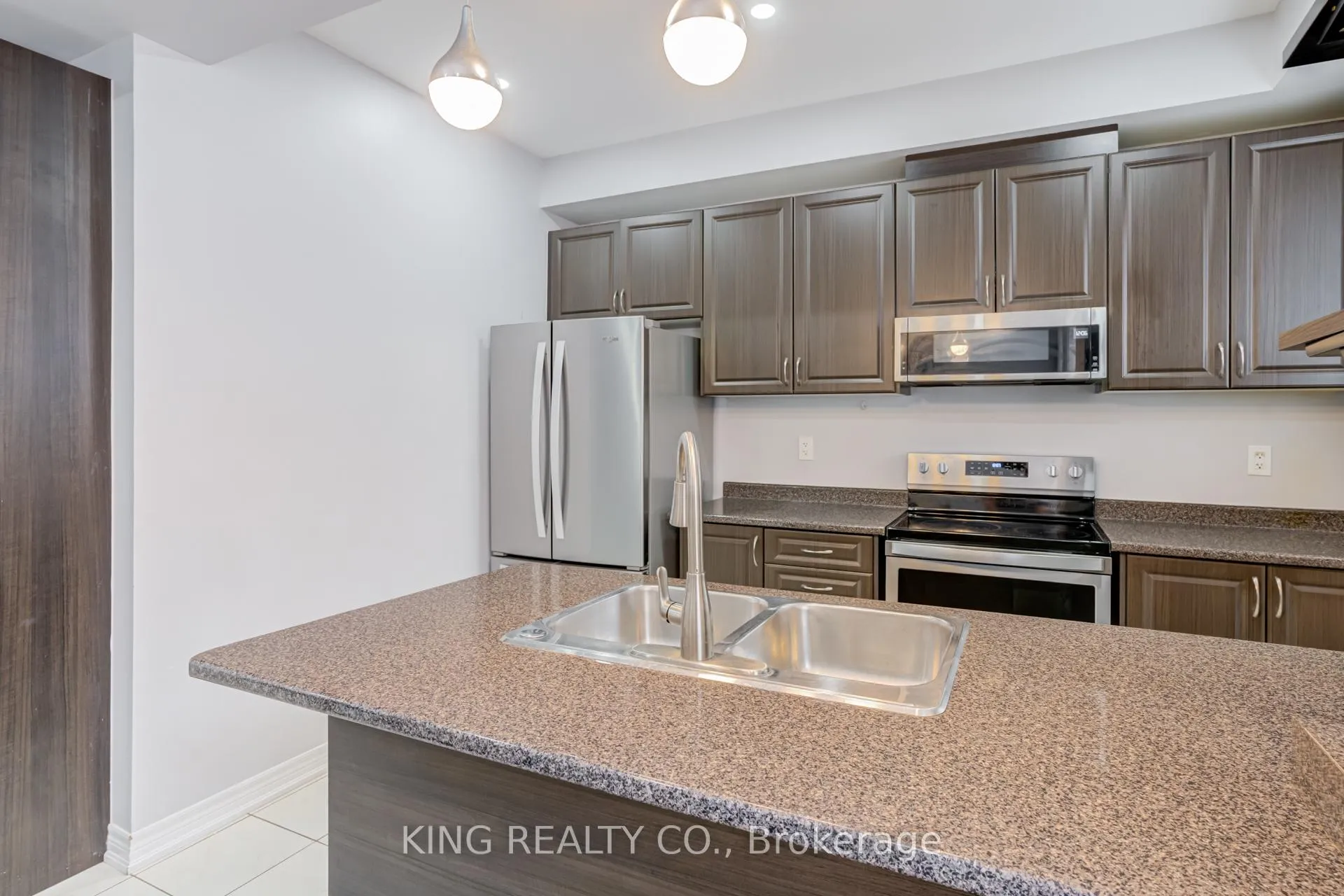 Photo 18 of 18 Tollgate Street, Brampton, Heart Lake — HOMEH