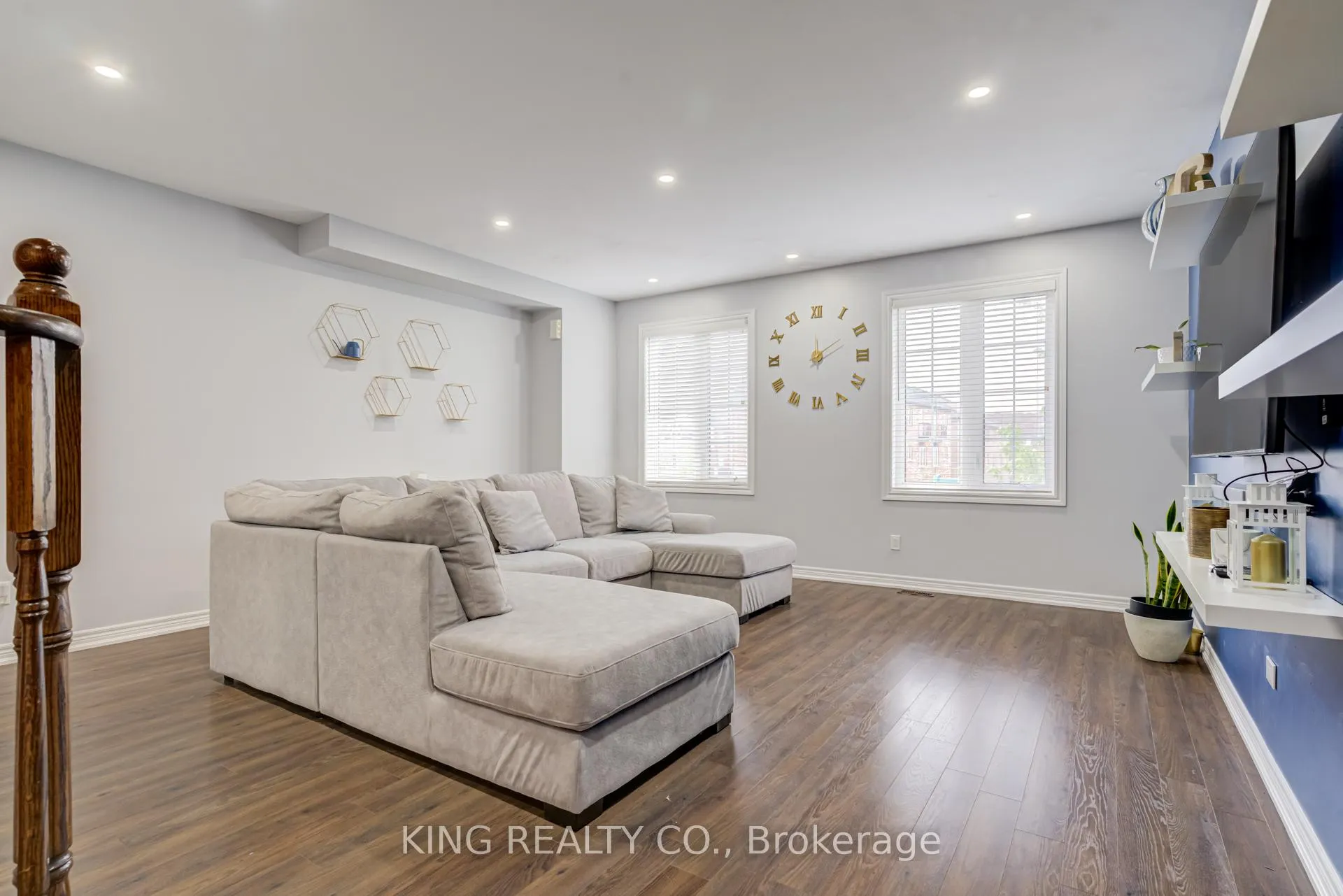 Photo 24 of 18 Tollgate Street, Brampton, Heart Lake — HOMEH