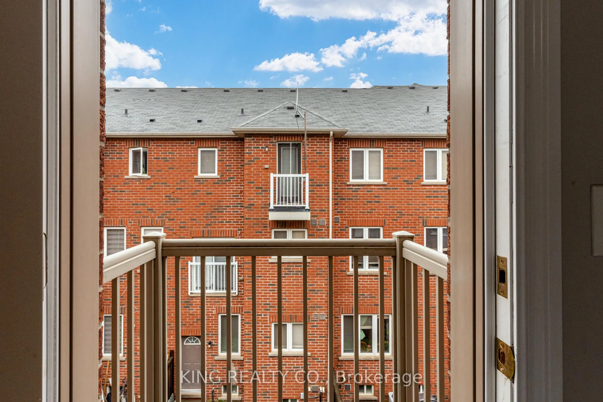 Photo 31 of 18 Tollgate Street, Brampton, Heart Lake — HOMEH