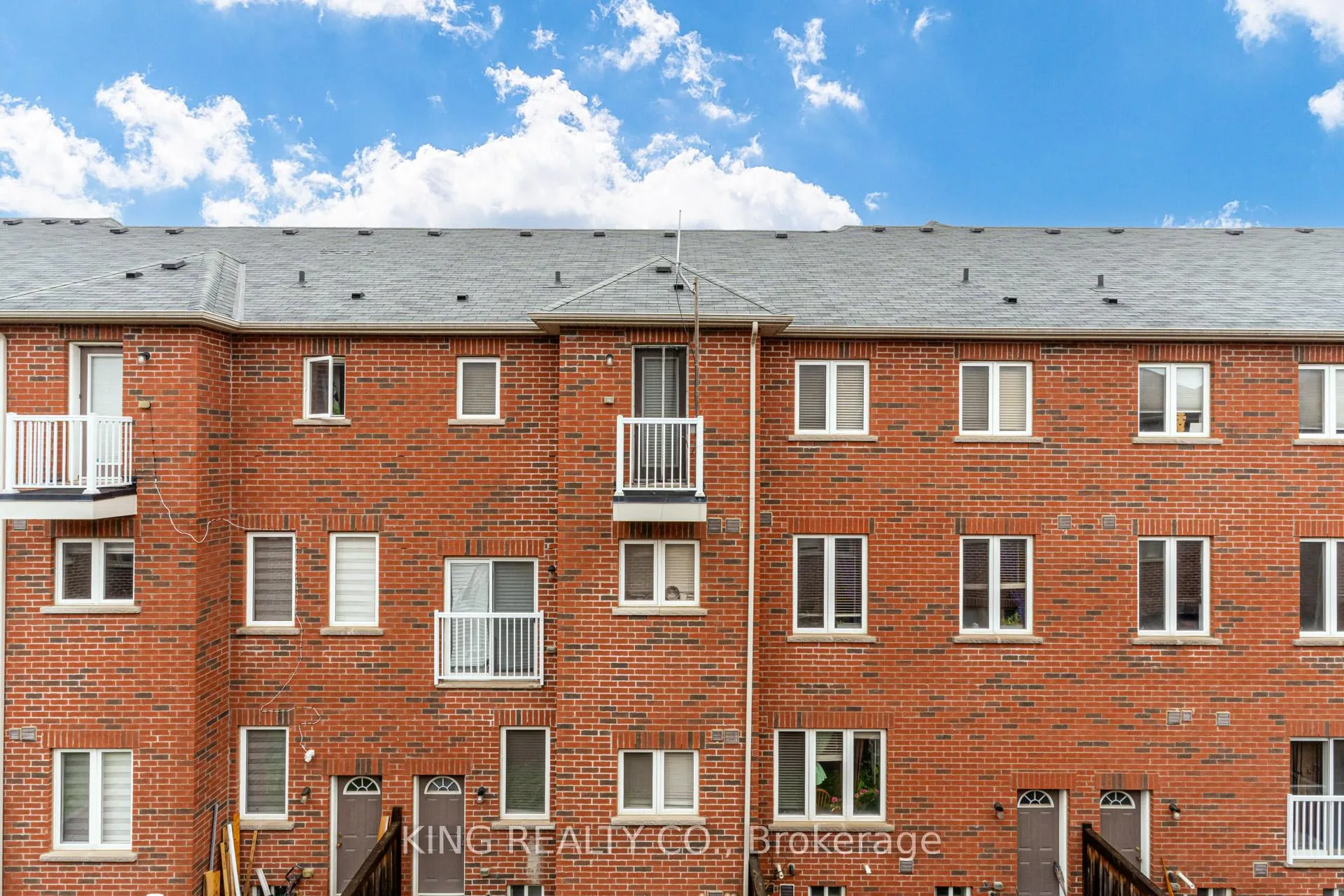 Photo 32 of 18 Tollgate Street, Brampton, Heart Lake — HOMEH