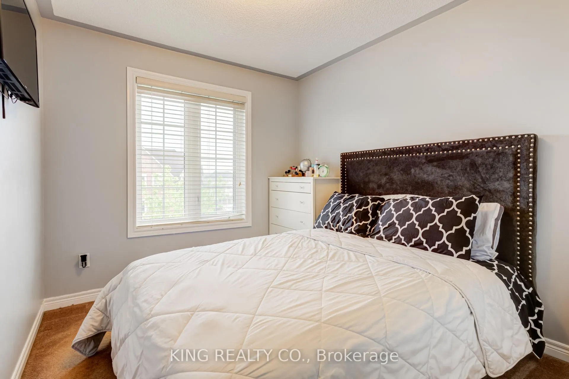 Photo 37 of 18 Tollgate Street, Brampton, Heart Lake — HOMEH