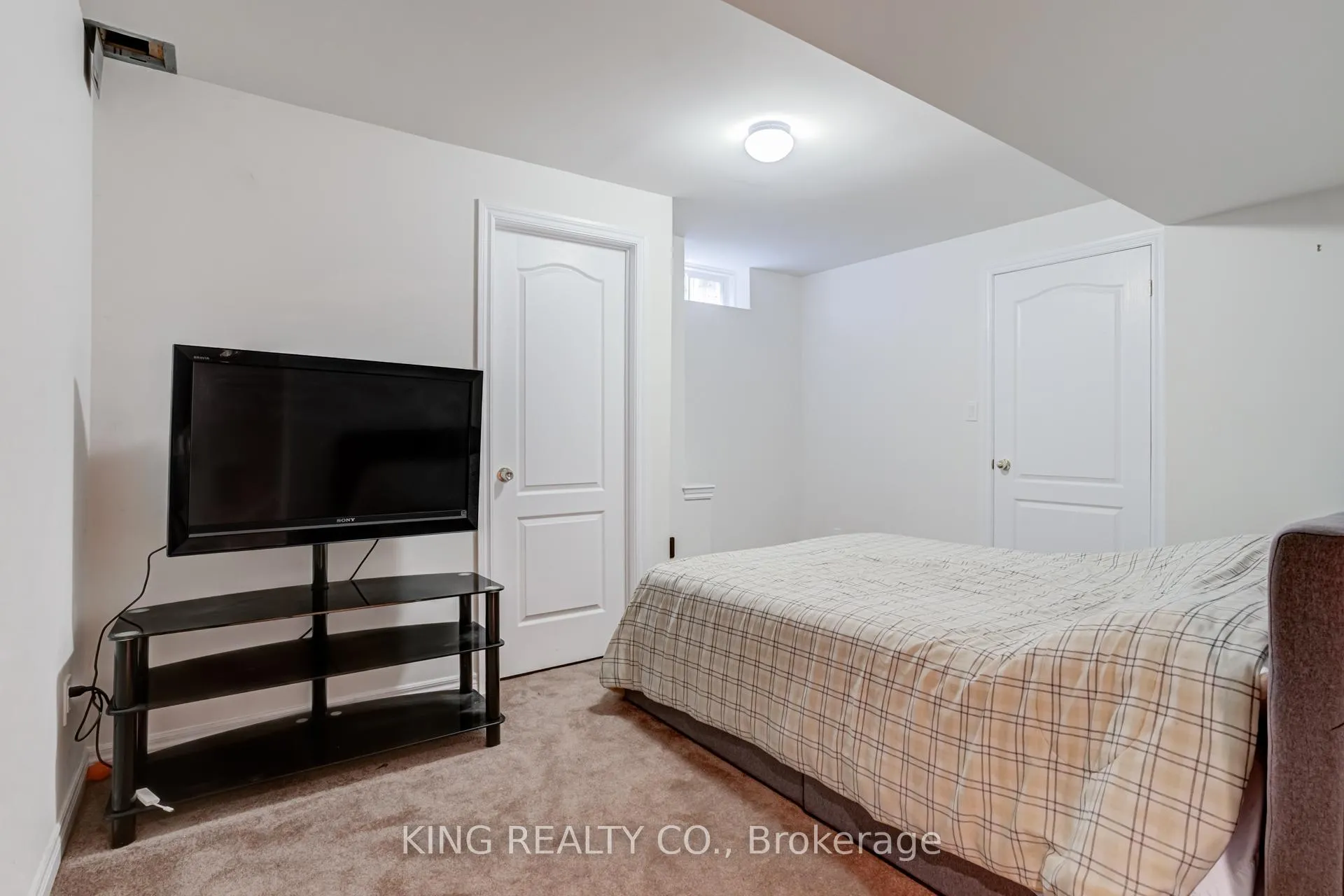 Photo 43 of 18 Tollgate Street, Brampton, Heart Lake — HOMEH