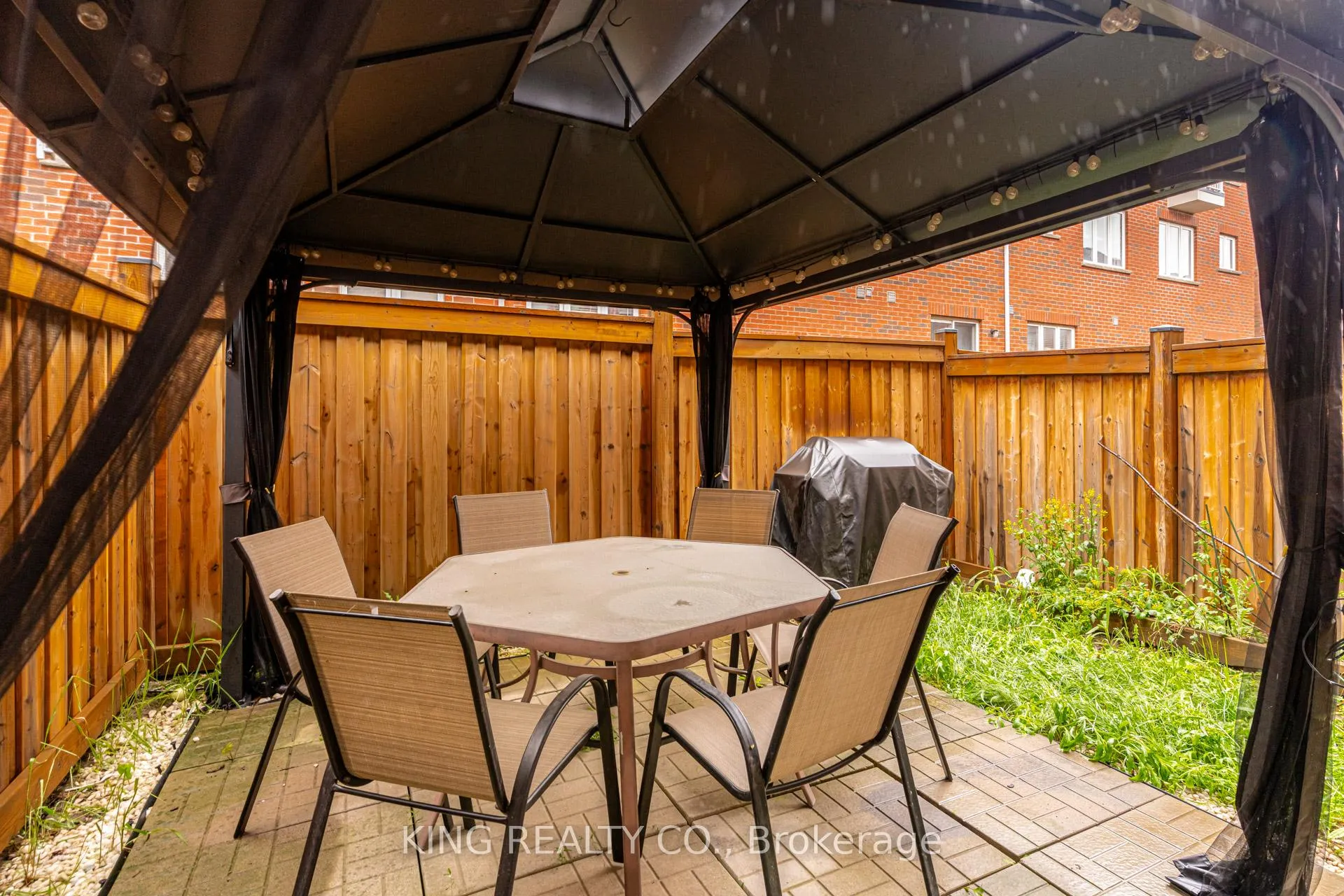 Photo 46 of 18 Tollgate Street, Brampton, Heart Lake — HOMEH