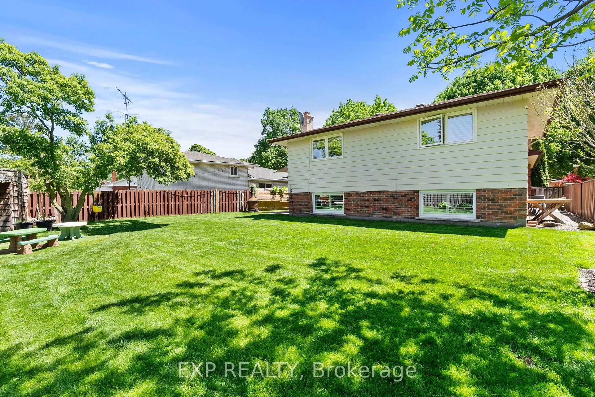 Photo 37 of 15 Chatham Road, St. Catharines, Carlton/Bunting — HOMEH