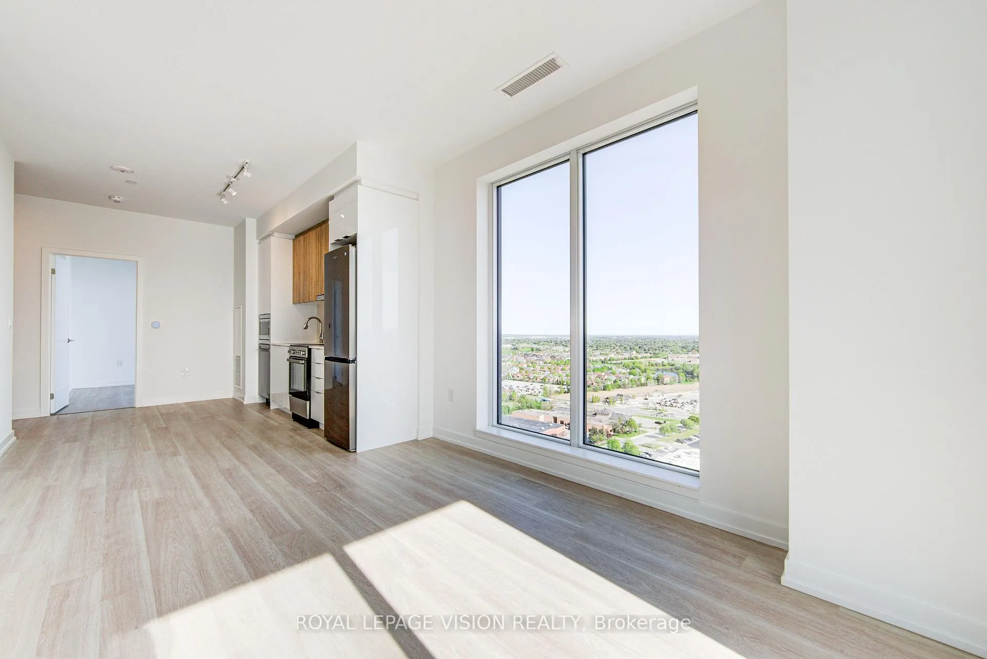 Photo 9 of Unit A-2403, 9763 Markham Road, Markham, Greensborough — HOMEH