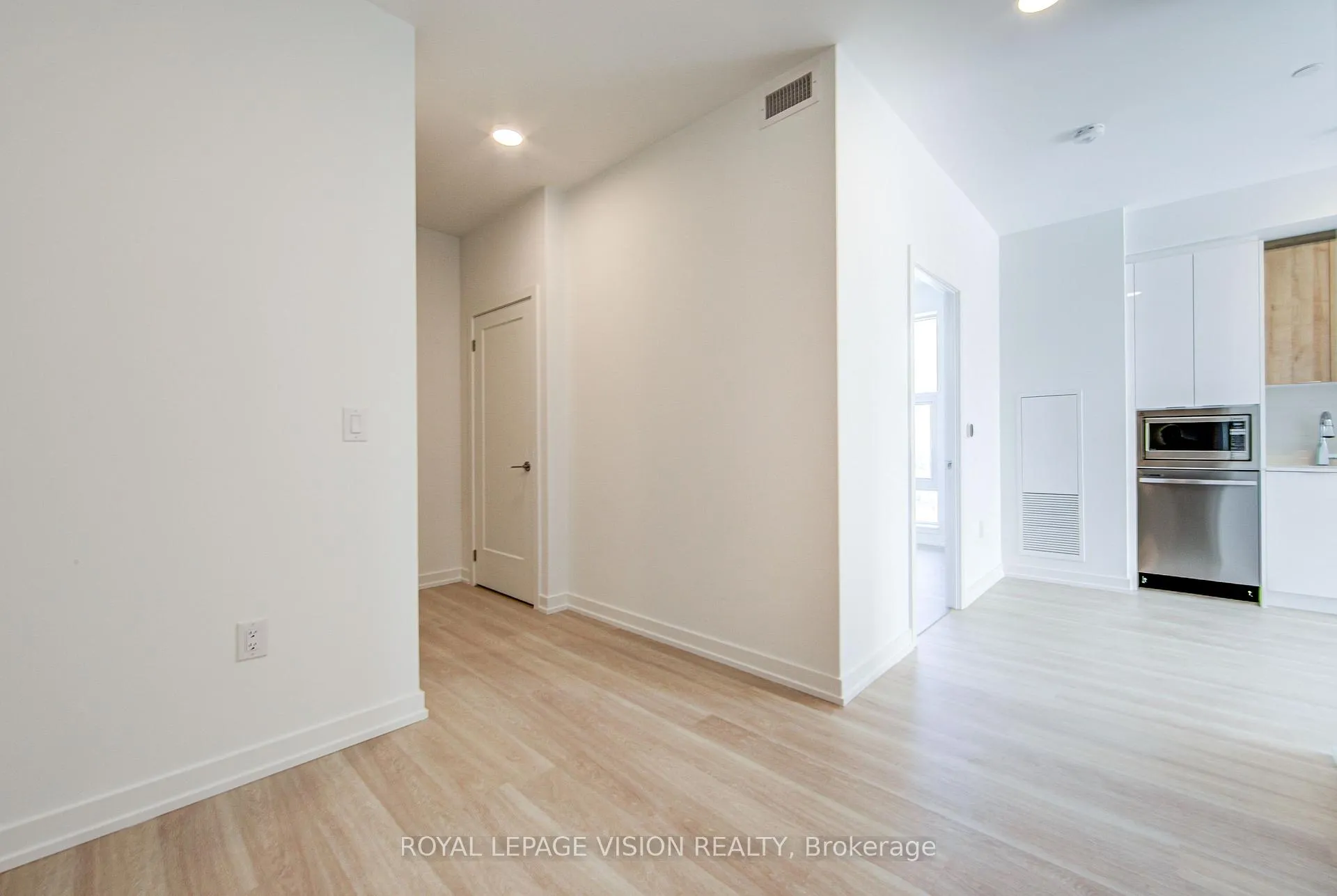 Photo 12 of Unit A-2403, 9763 Markham Road, Markham, Greensborough — HOMEH