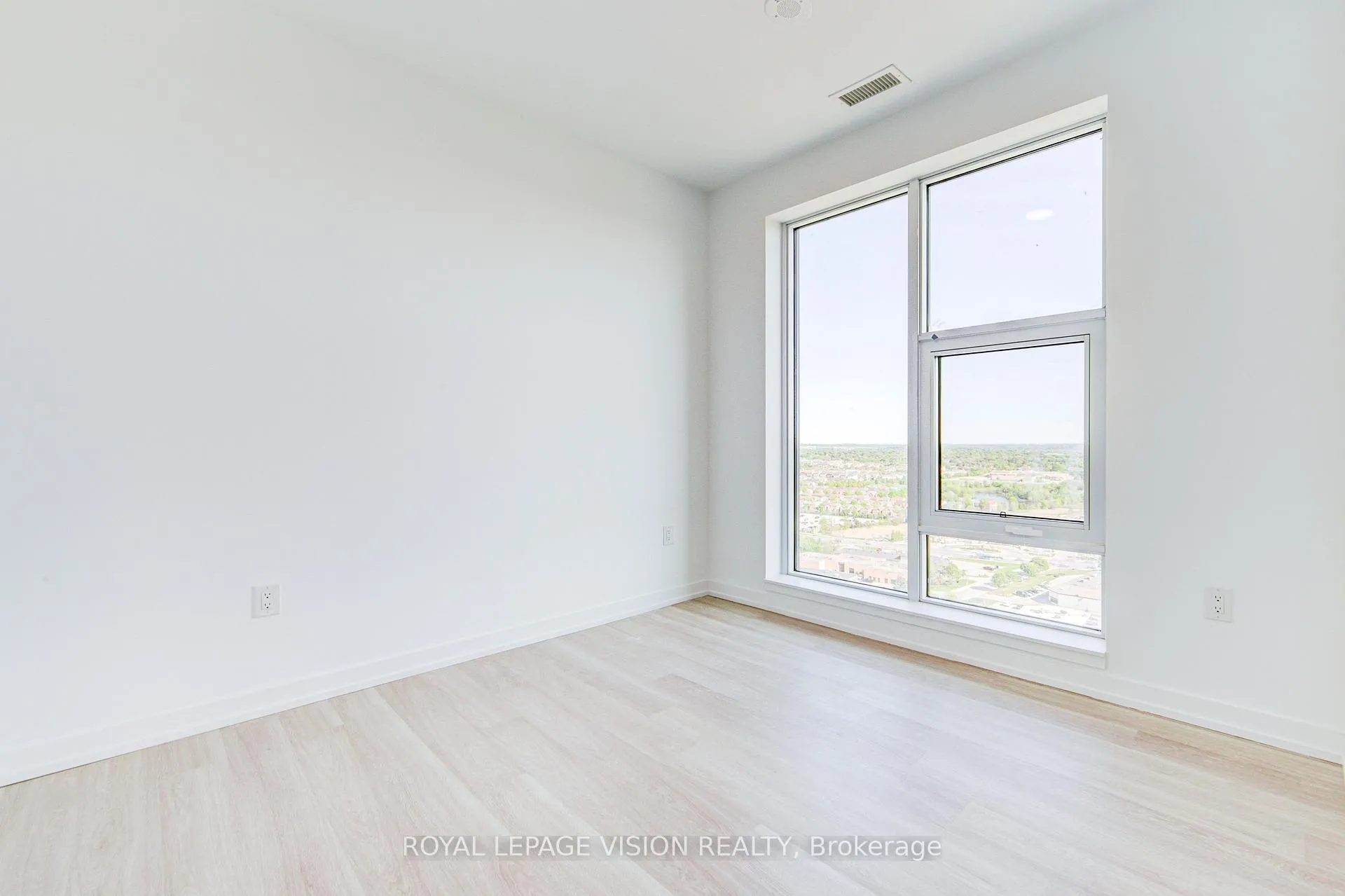 Photo 13 of Unit A-2403, 9763 Markham Road, Markham, Greensborough — HOMEH