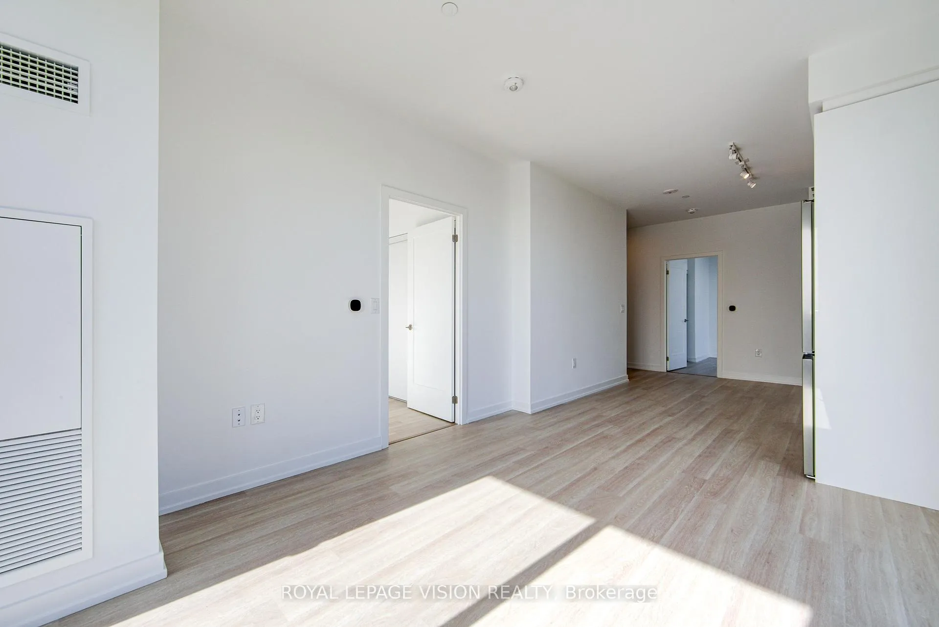 Photo 14 of Unit A-2403, 9763 Markham Road, Markham, Greensborough — HOMEH