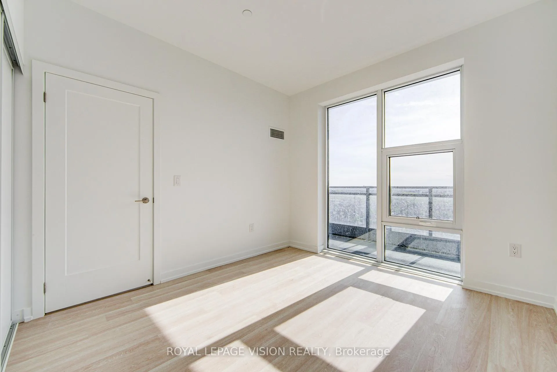 Photo 16 of Unit A-2403, 9763 Markham Road, Markham, Greensborough — HOMEH