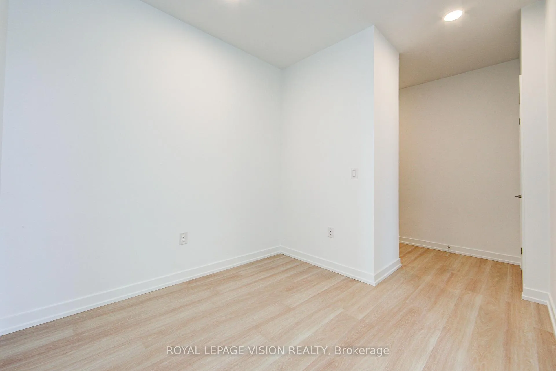 Photo 18 of Unit A-2403, 9763 Markham Road, Markham, Greensborough — HOMEH