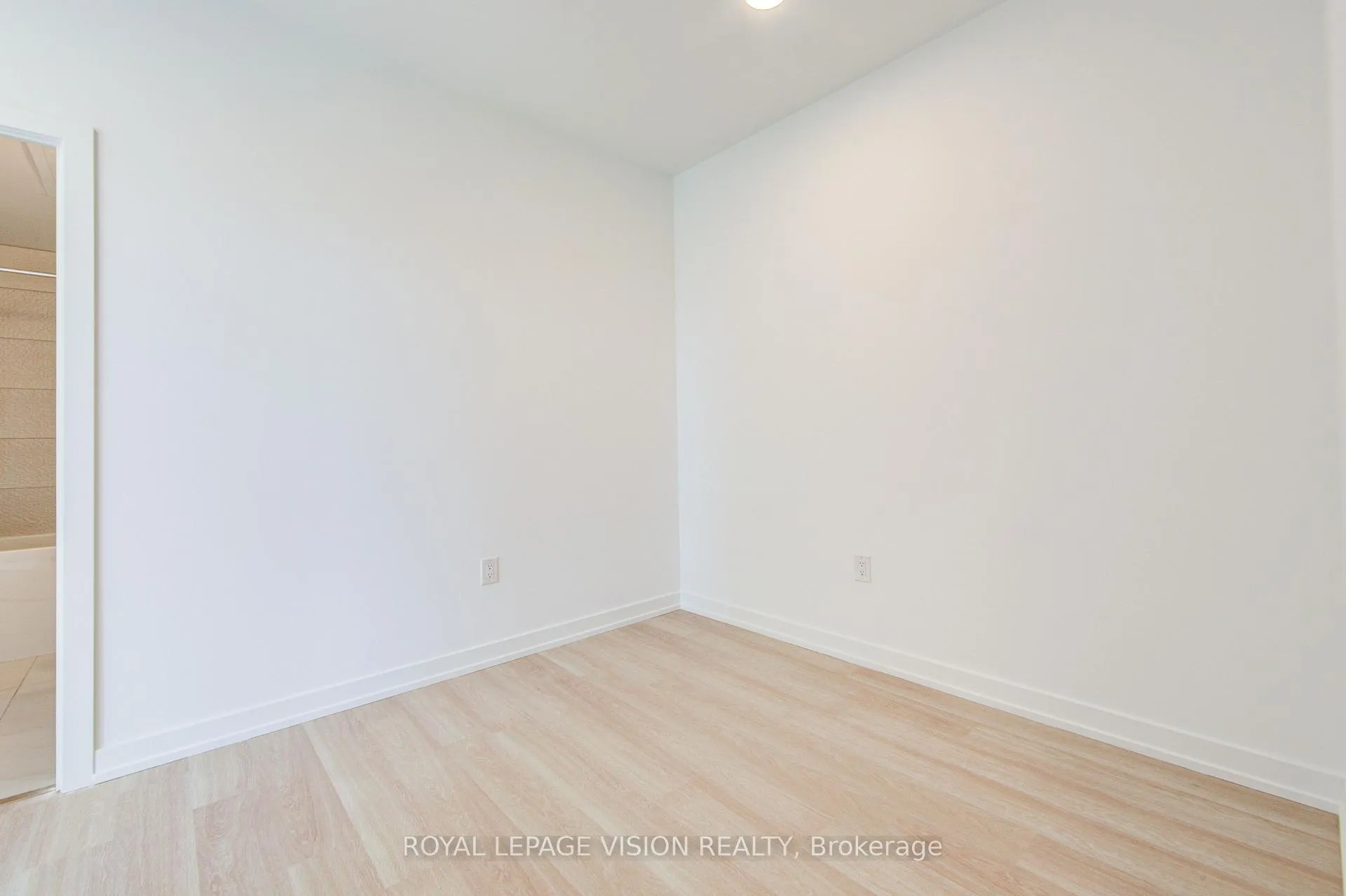 Photo 21 of Unit A-2403, 9763 Markham Road, Markham, Greensborough — HOMEH