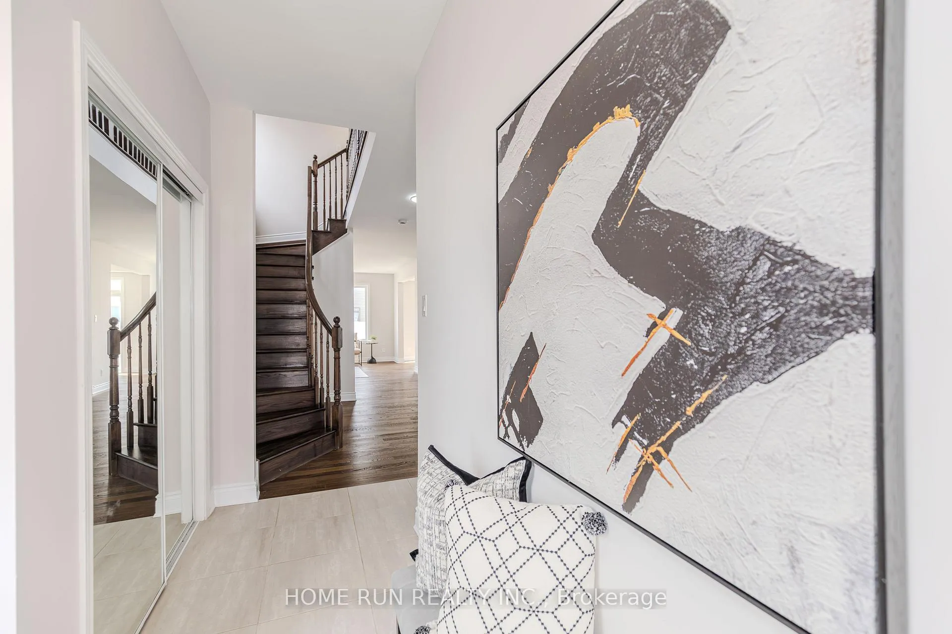 Photo 5 of 914 Rubicon Place, Ottawa, Kanata - Emerald Meadows/Trailwest — HOMEH