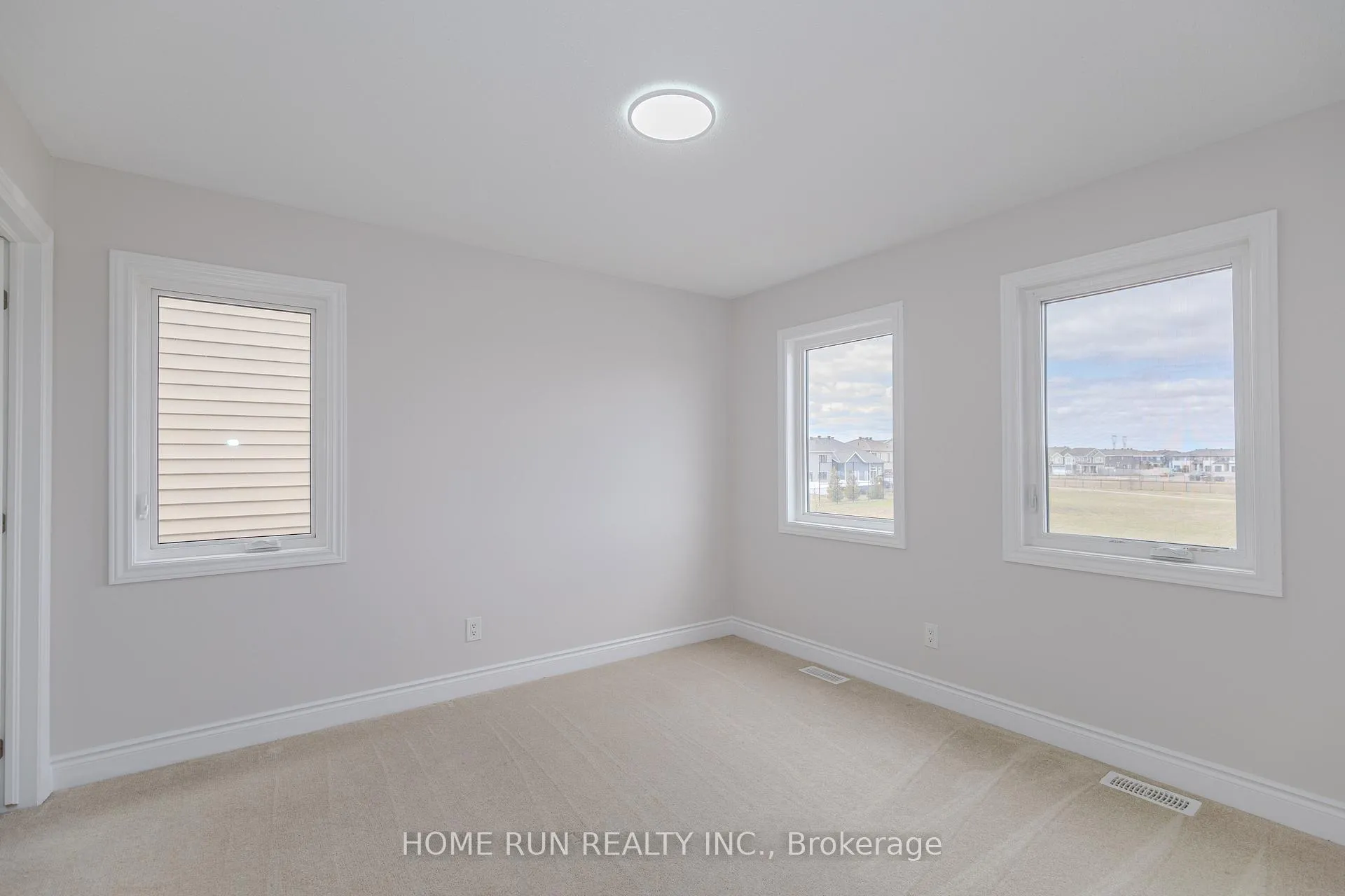 Photo 36 of 914 Rubicon Place, Ottawa, Kanata - Emerald Meadows/Trailwest — HOMEH