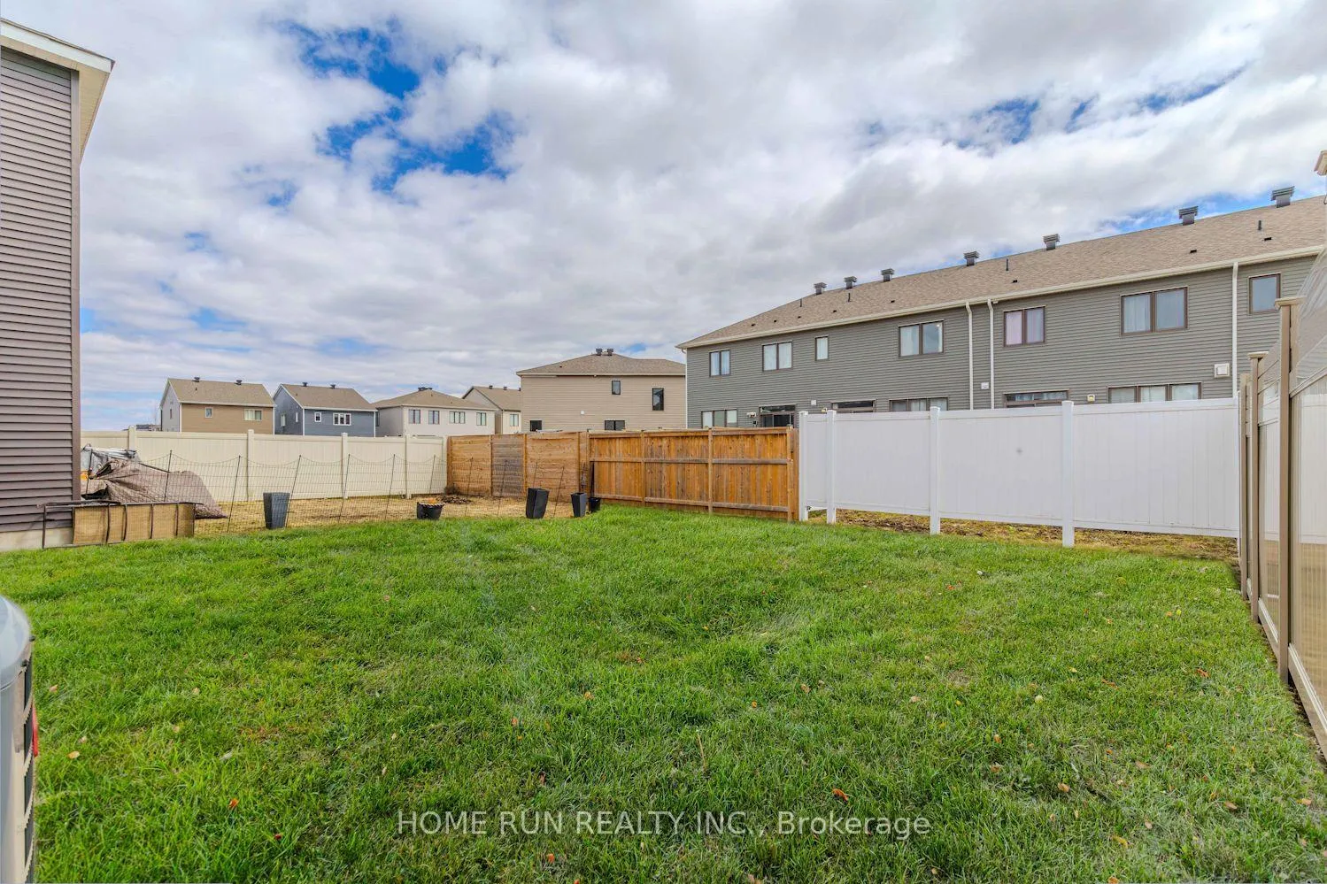 Photo 42 of 914 Rubicon Place, Ottawa, Kanata - Emerald Meadows/Trailwest — HOMEH