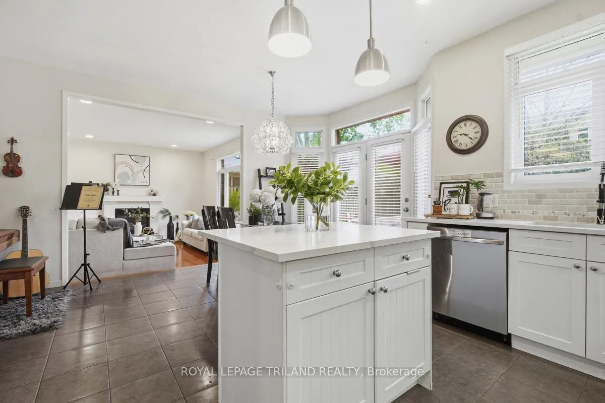 Photo 16 of 512 Sandybrook Drive, London, North B — HOMEH