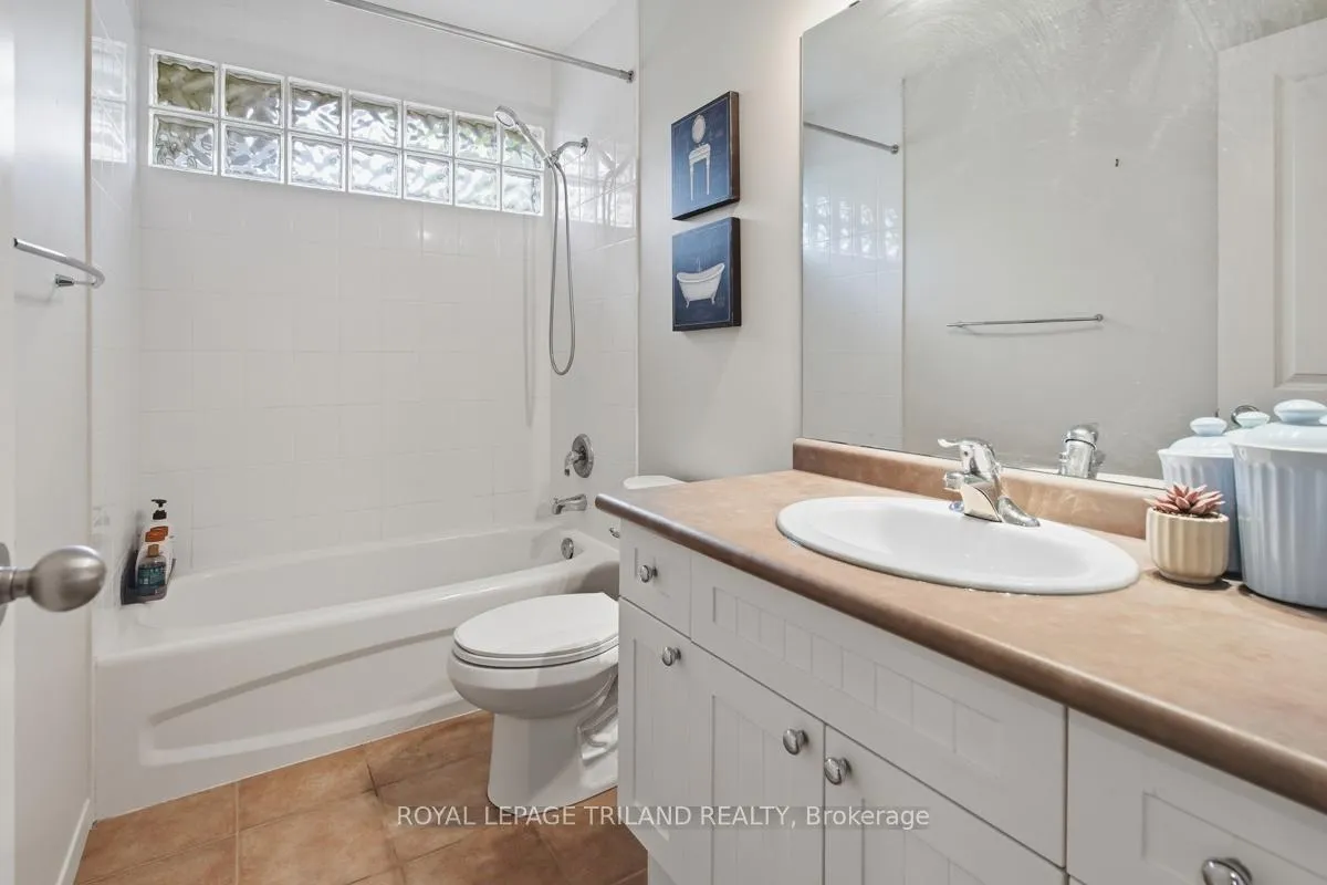 Photo 33 of 512 Sandybrook Drive, London, North B — HOMEH