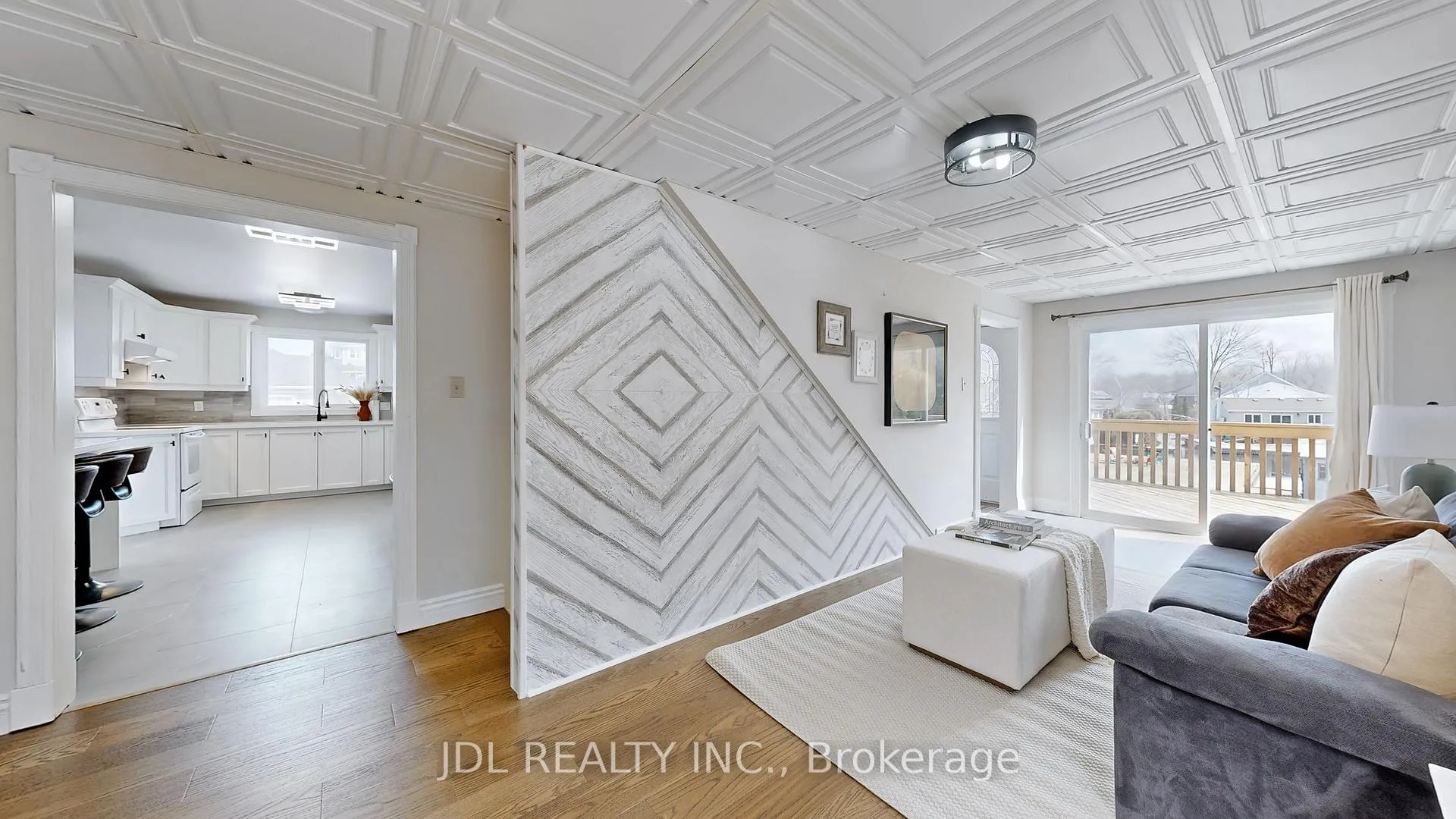 Photo 17 of 11 Red Robin Road, Georgina, Historic Lakeshore Communities — HOMEH