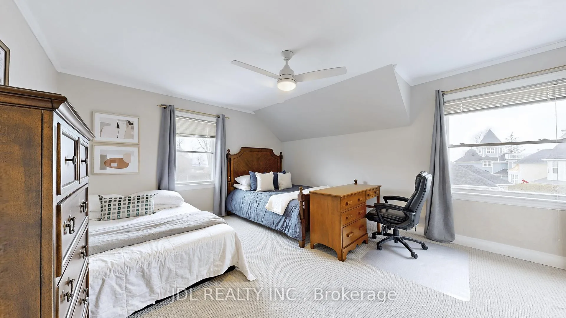 Photo 29 of 11 Red Robin Road, Georgina, Historic Lakeshore Communities — HOMEH