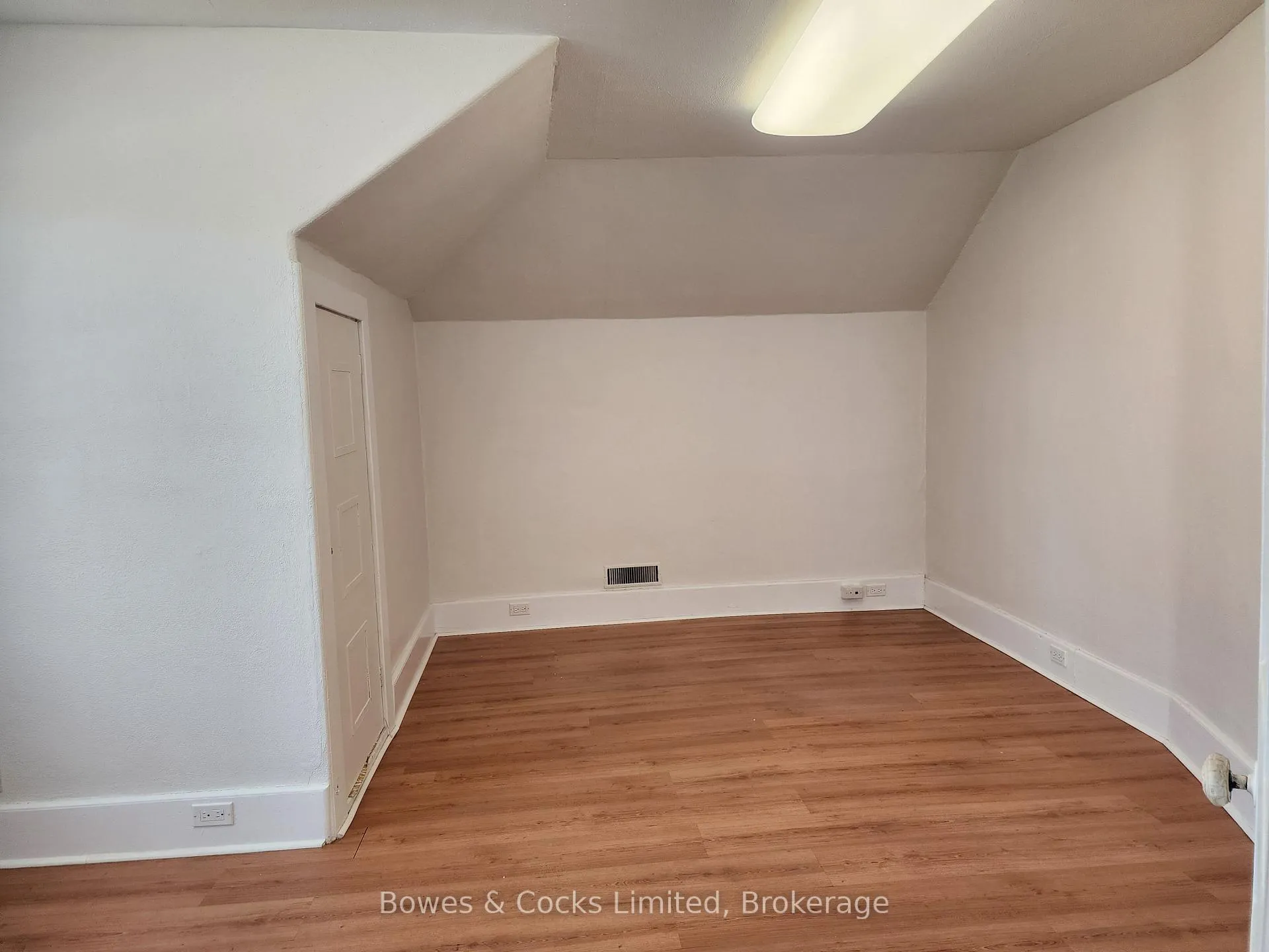 Photo 29 of 124 Maple Avenue, Dysart et al, Dysart — HOMEH