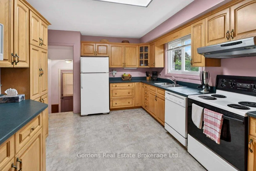 Photo 27 of 190 Wright Avenue, Belleville, Belleville Ward — HOMEH