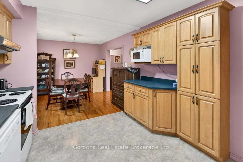 Photo 30 of 190 Wright Avenue, Belleville, Belleville Ward — HOMEH