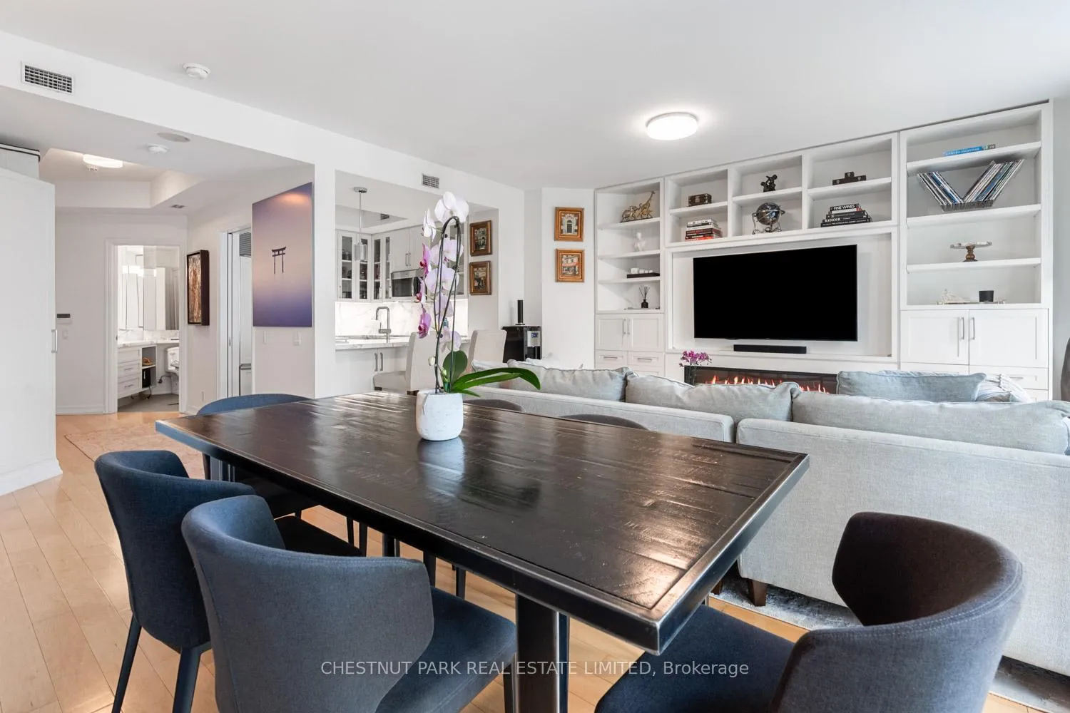 Photo 13 of Unit 304, 38 Avenue Road, Toronto, The Annex — HOMEH