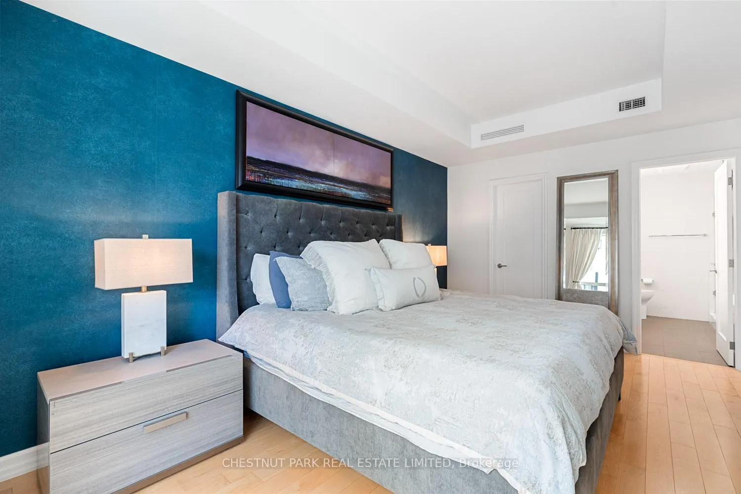 Photo 21 of Unit 304, 38 Avenue Road, Toronto, The Annex — HOMEH