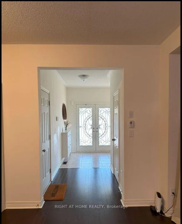Photo 5 of 609 Bessborough Drive, Milton, Harrison — HOMEH