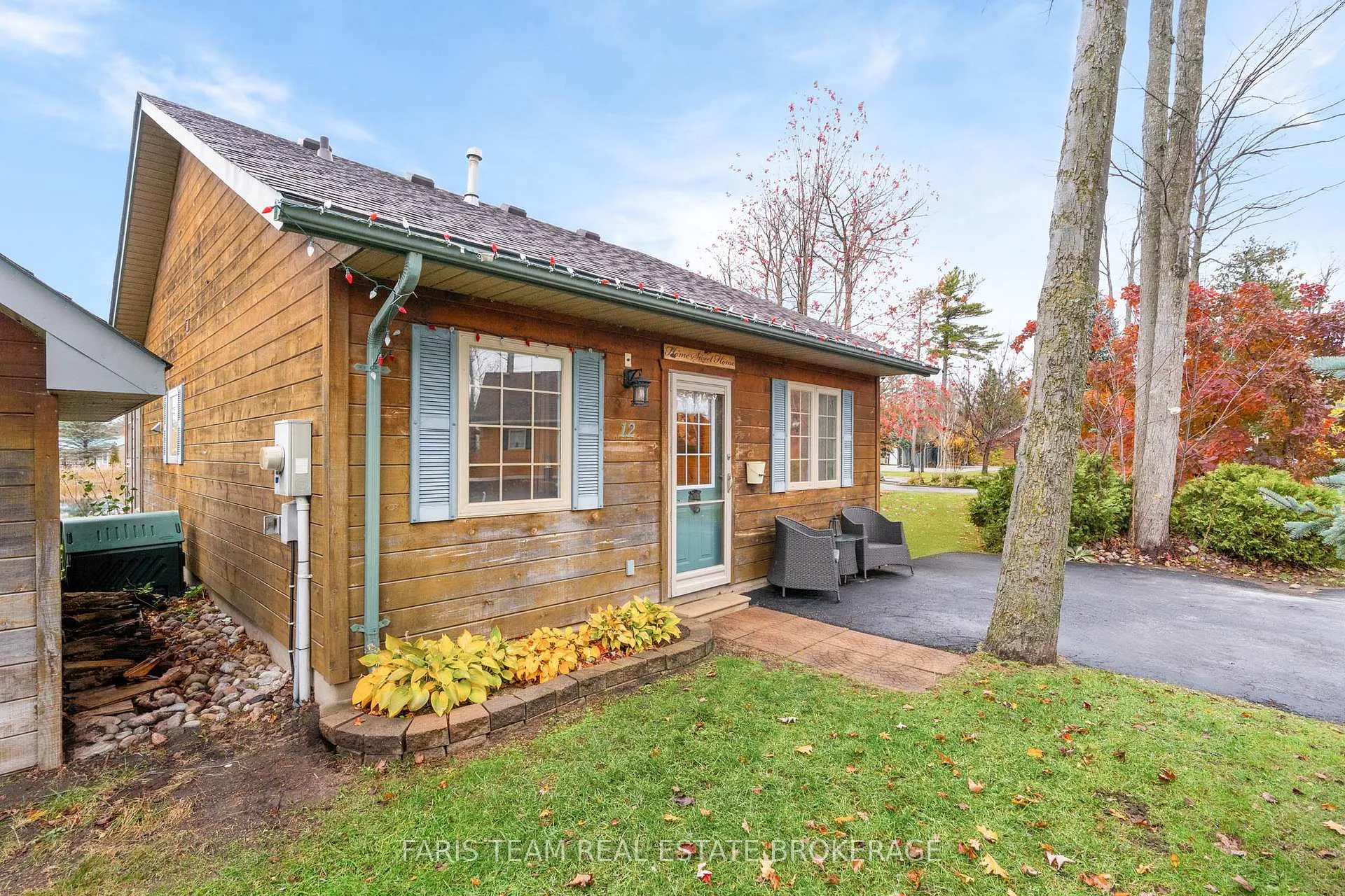 Photo 3 of 12 Cabin Crescent, Wasaga Beach — HOMEH