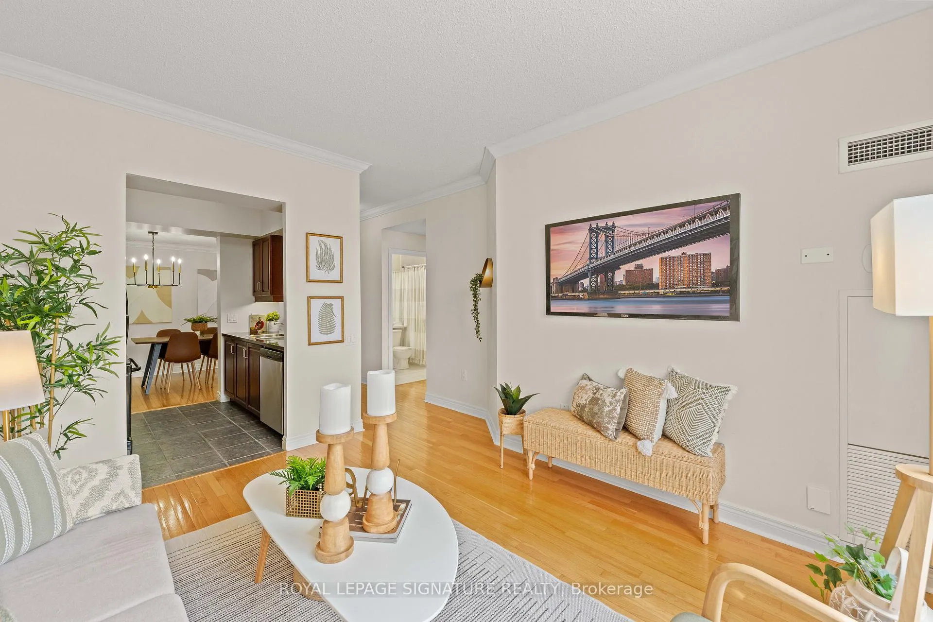 Photo 25 of Unit 307, 2 Edith Drive, Toronto, Yonge-Eglinton — HOMEH