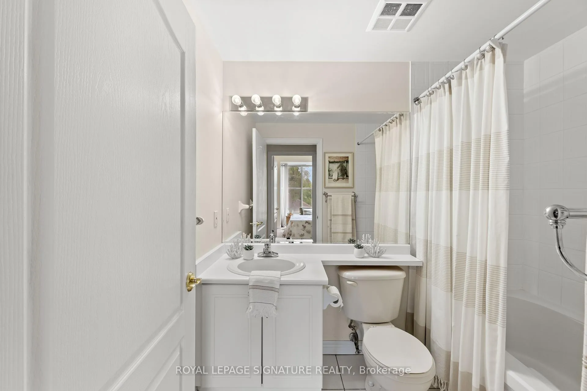 Photo 31 of Unit 307, 2 Edith Drive, Toronto, Yonge-Eglinton — HOMEH