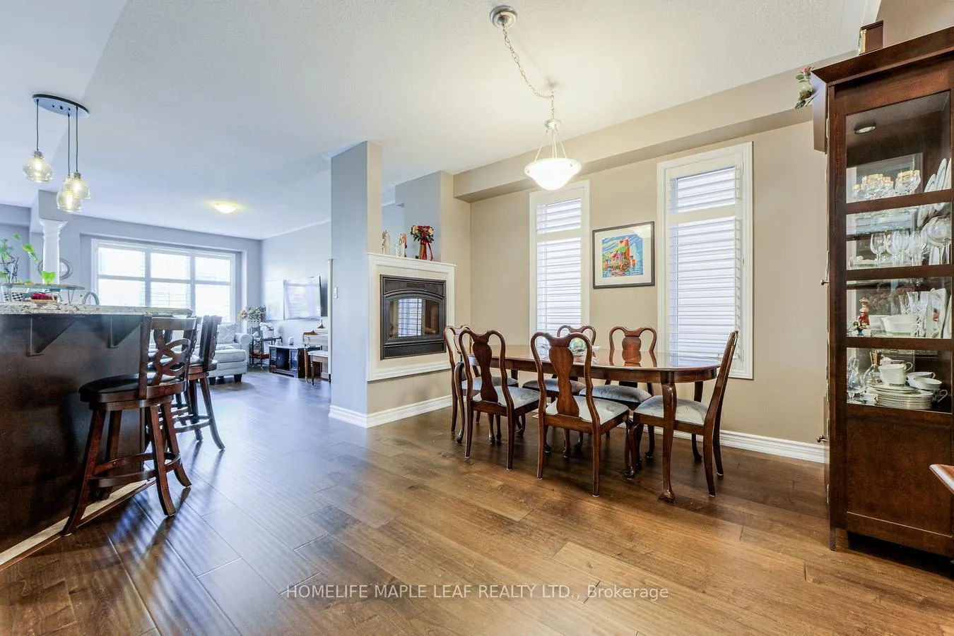 Photo 6 of 65 Cathedral Court, Hamilton, Waterdown — HOMEH