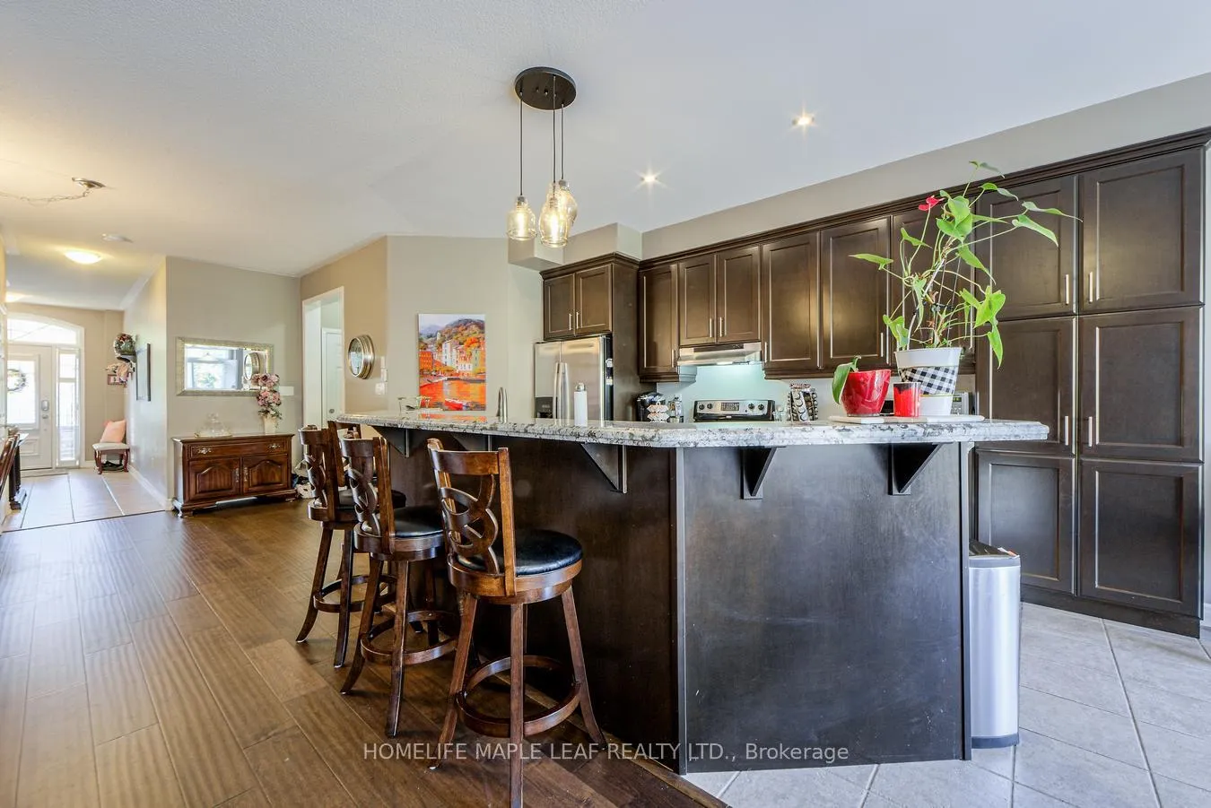 Photo 11 of 65 Cathedral Court, Hamilton, Waterdown — HOMEH