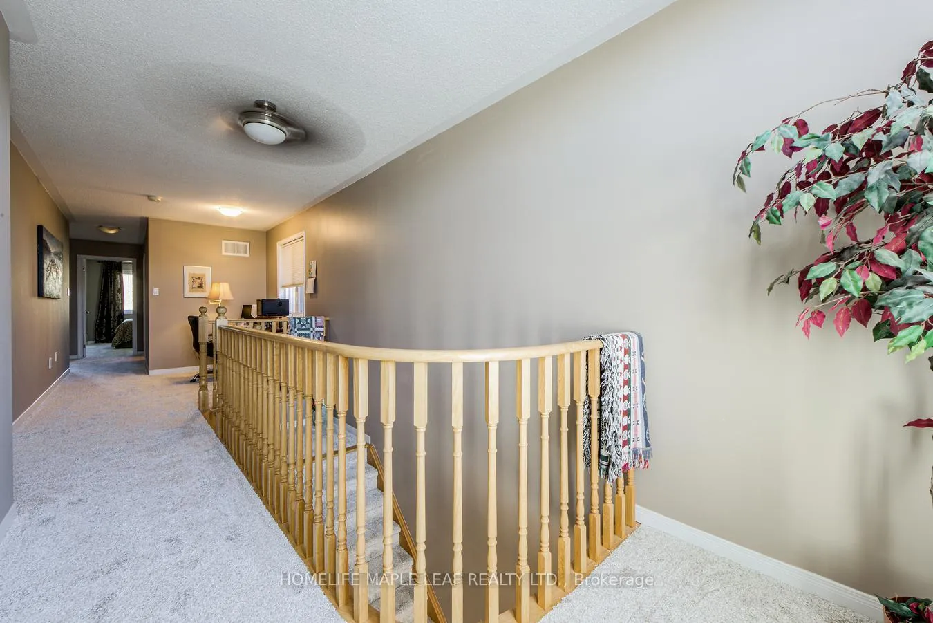 Photo 20 of 65 Cathedral Court, Hamilton, Waterdown — HOMEH