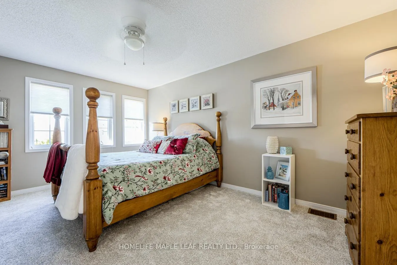 Photo 23 of 65 Cathedral Court, Hamilton, Waterdown — HOMEH