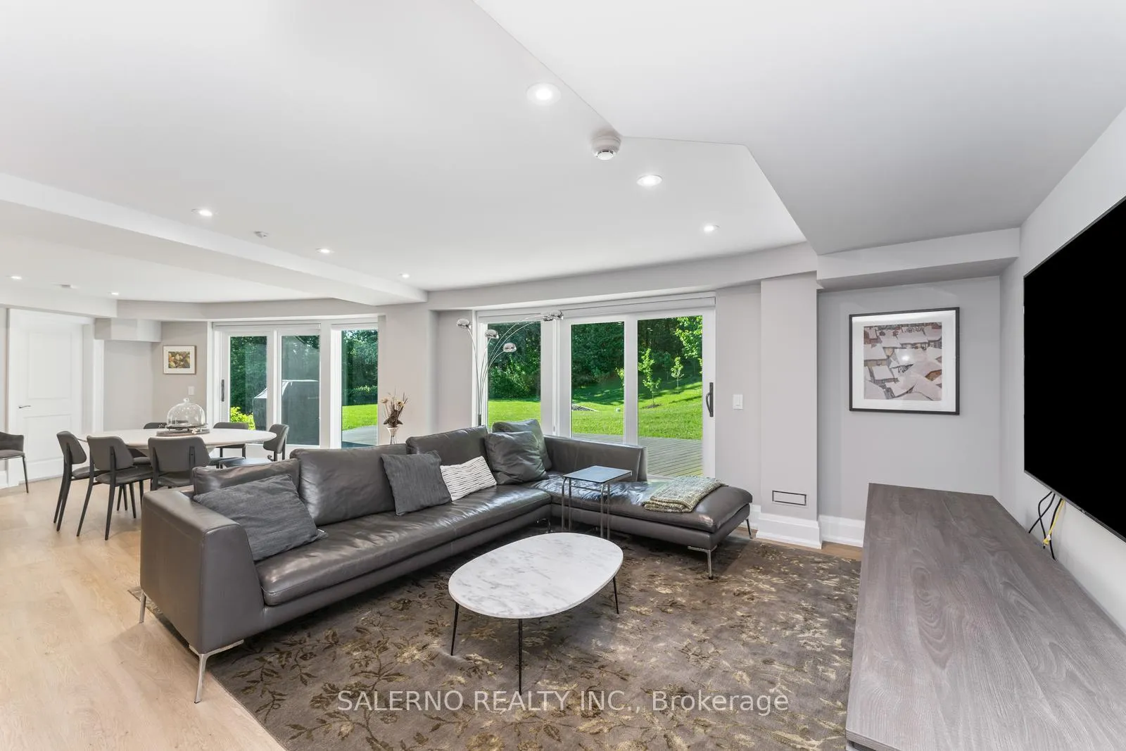 Photo 24 of 290 Kingscross Drive, King, King City — HOMEH